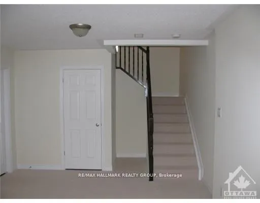 Photo 12 of 123 Garrity Crescent, Ottawa, Barrhaven - Strandherd — HOMEH