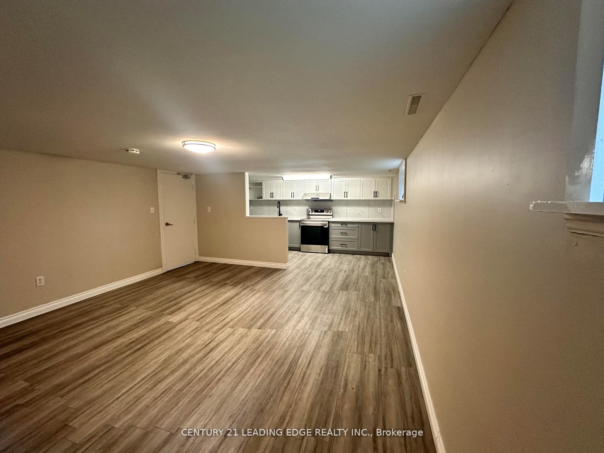 Photo 4 of Unit BSMT, 92 Thickson Road N, Whitby, Blue Grass Meadows — HOMEH