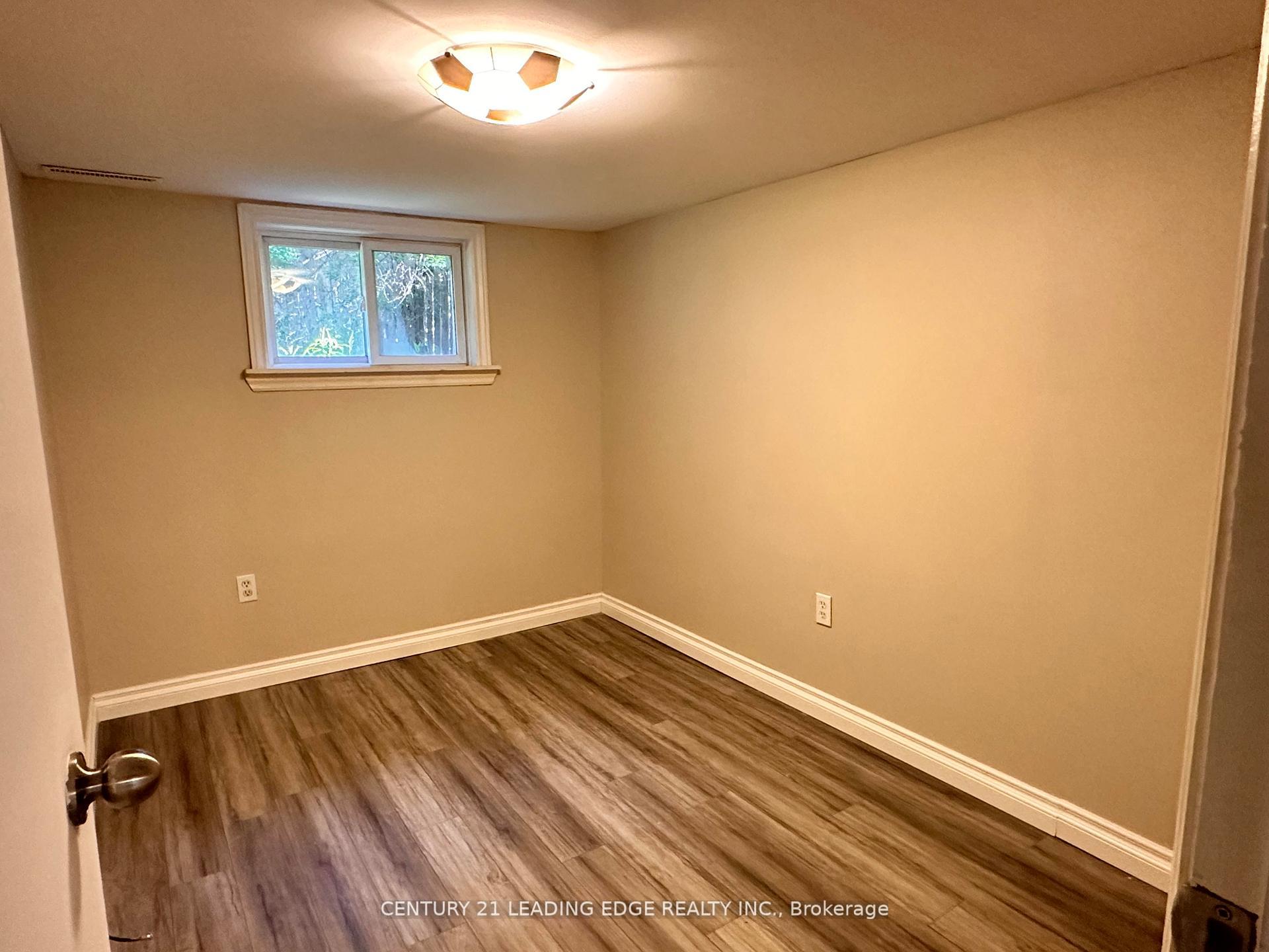 Photo 8 of Unit BSMT, 92 Thickson Road N, Whitby, Blue Grass Meadows — HOMEH