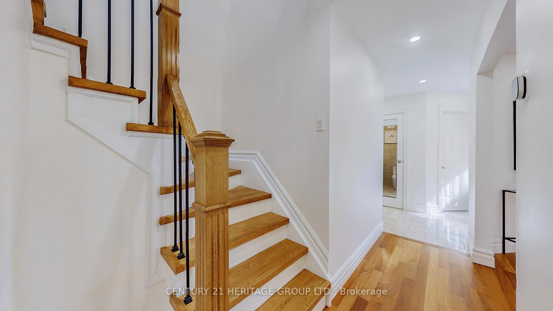 Photo 15 of 192 Winding Lane, Vaughan, Crestwood-Springfarm-Yorkhill — HOMEH