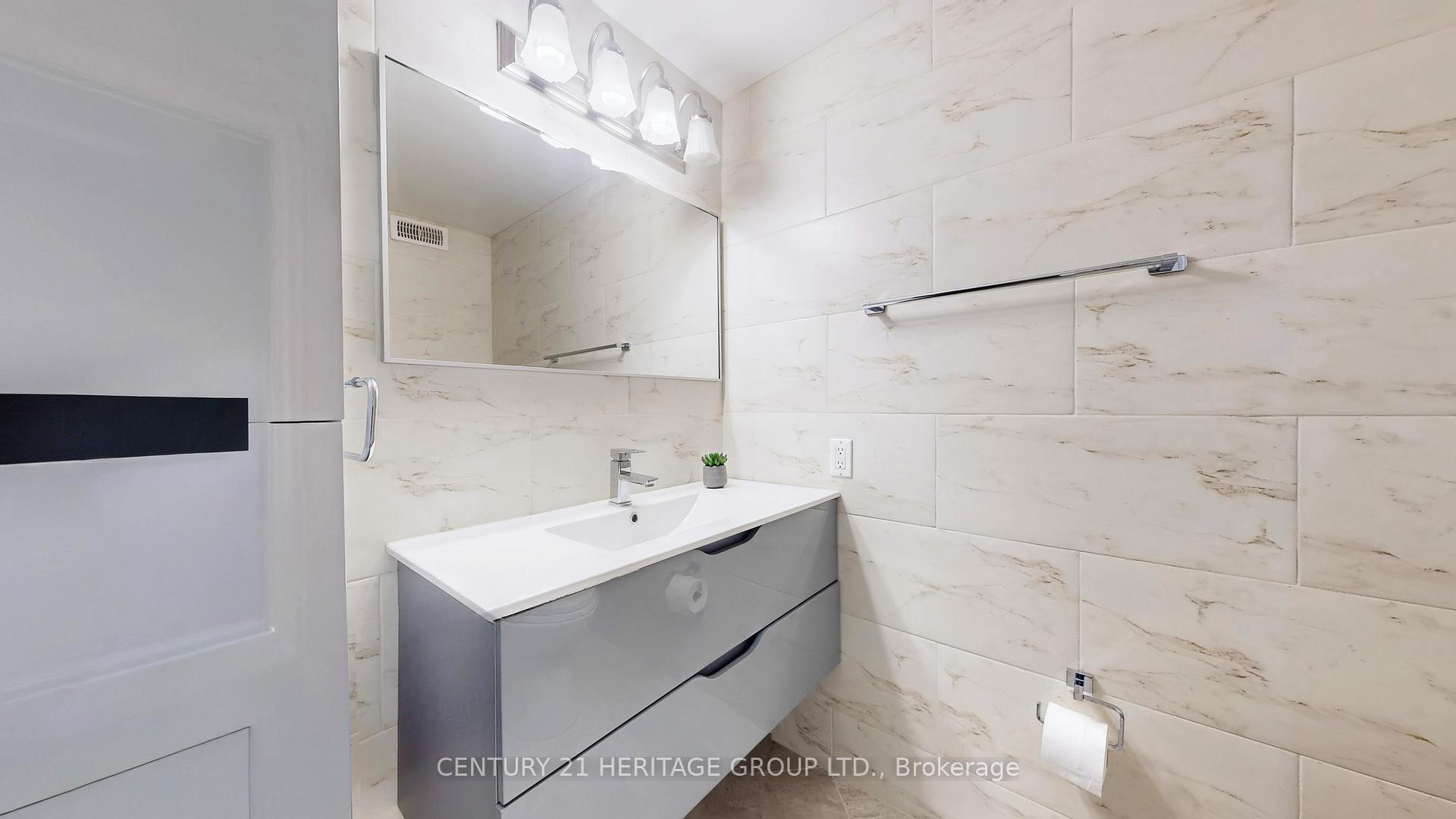 Photo 42 of 192 Winding Lane, Vaughan, Crestwood-Springfarm-Yorkhill — HOMEH