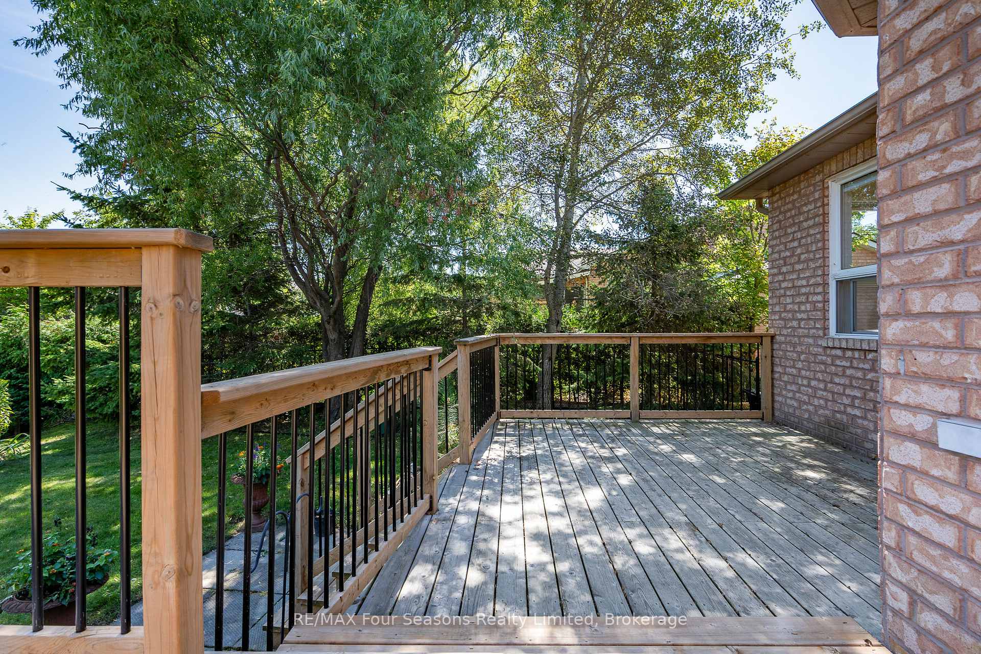 Photo 33 of 151 58th Street S, Wasaga Beach — HOMEH