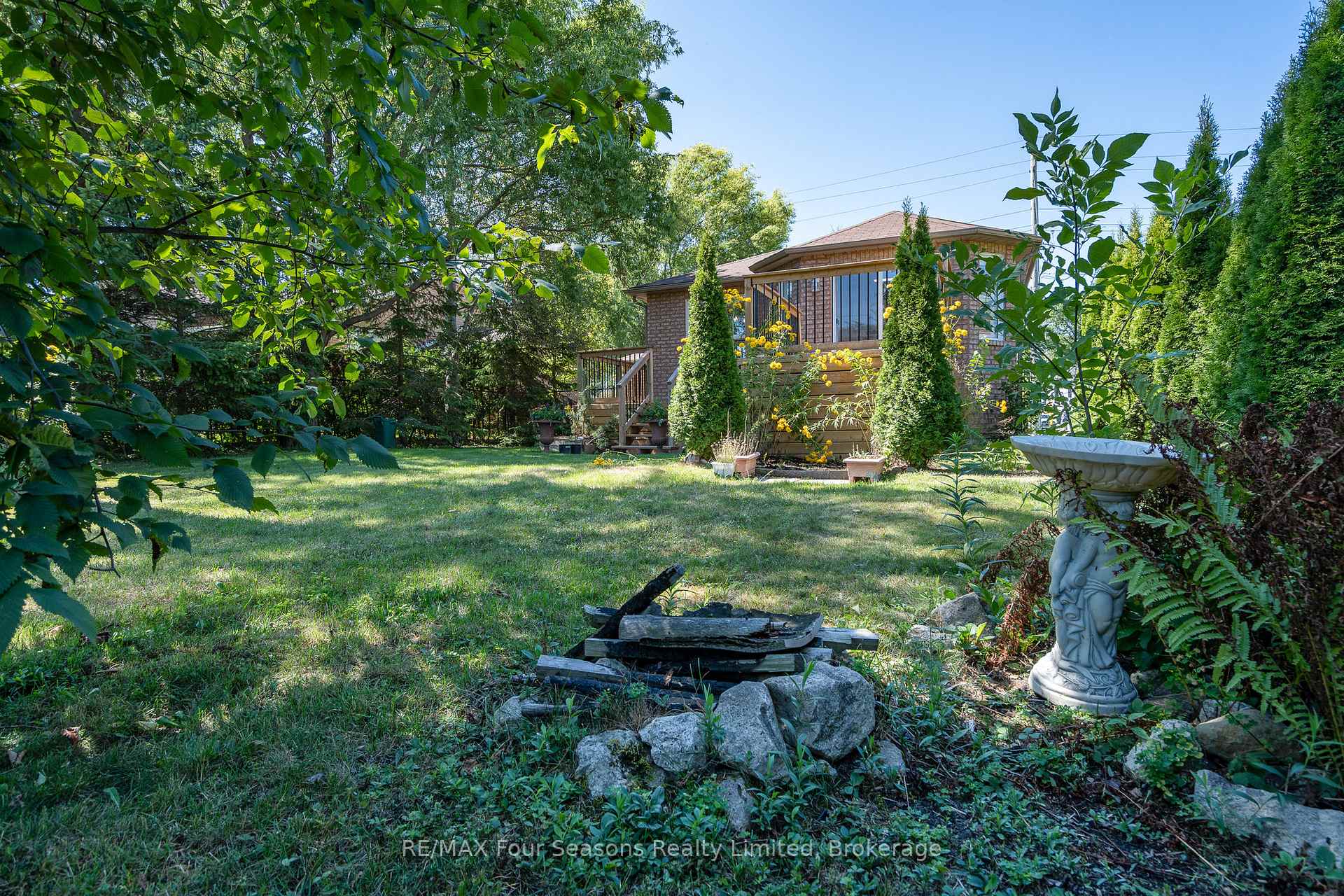 Photo 36 of 151 58th Street S, Wasaga Beach — HOMEH