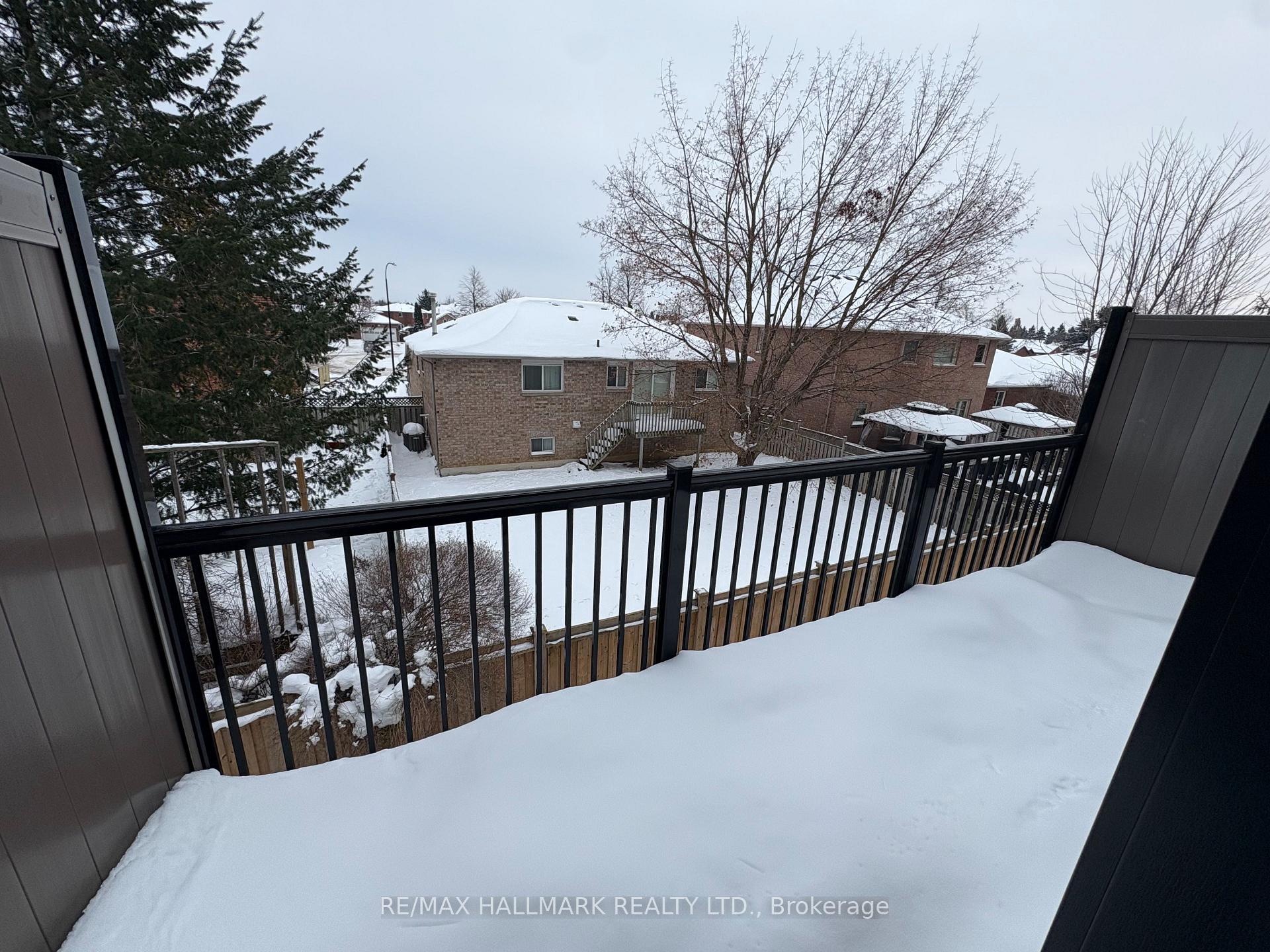 Photo 3 of Unit 21, 540 Essa Road, Barrie, Holly — HOMEH