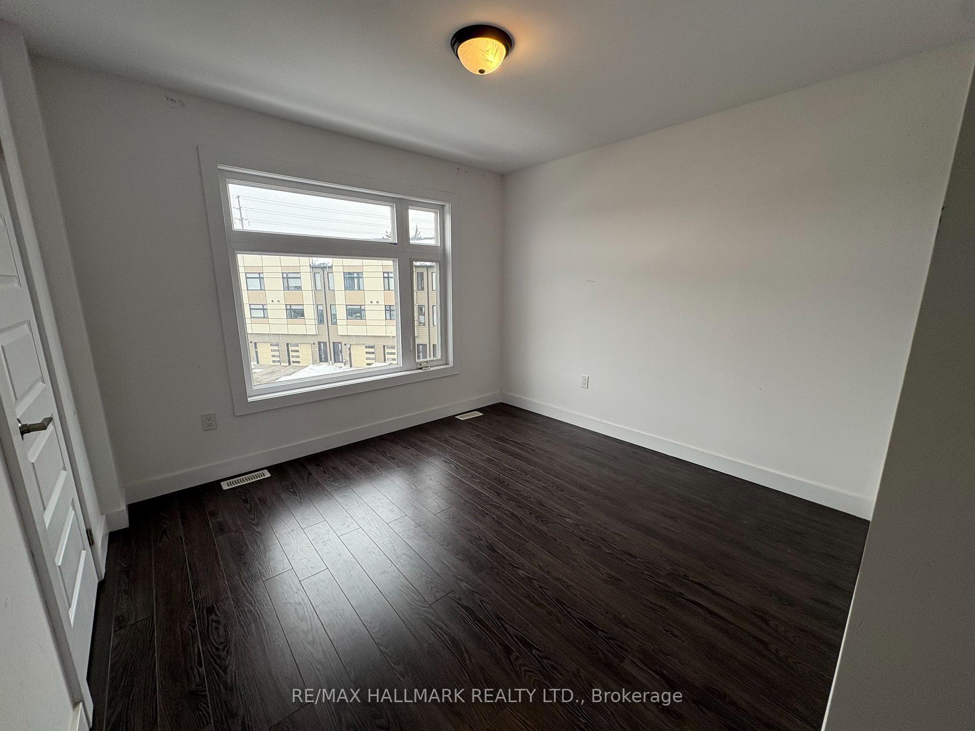 Photo 7 of Unit 21, 540 Essa Road, Barrie, Holly — HOMEH