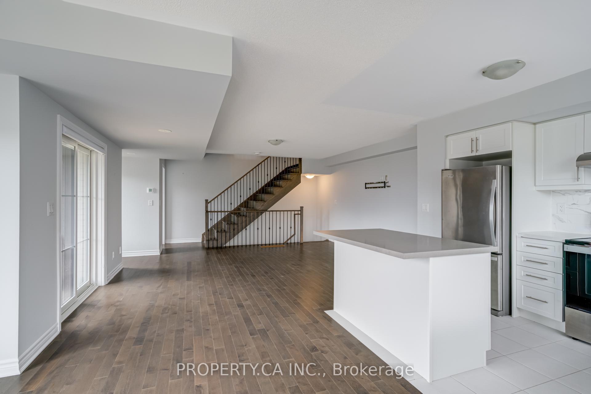 Photo 16 of 62 Porcelain Way, Whitby, Rolling Acres — HOMEH