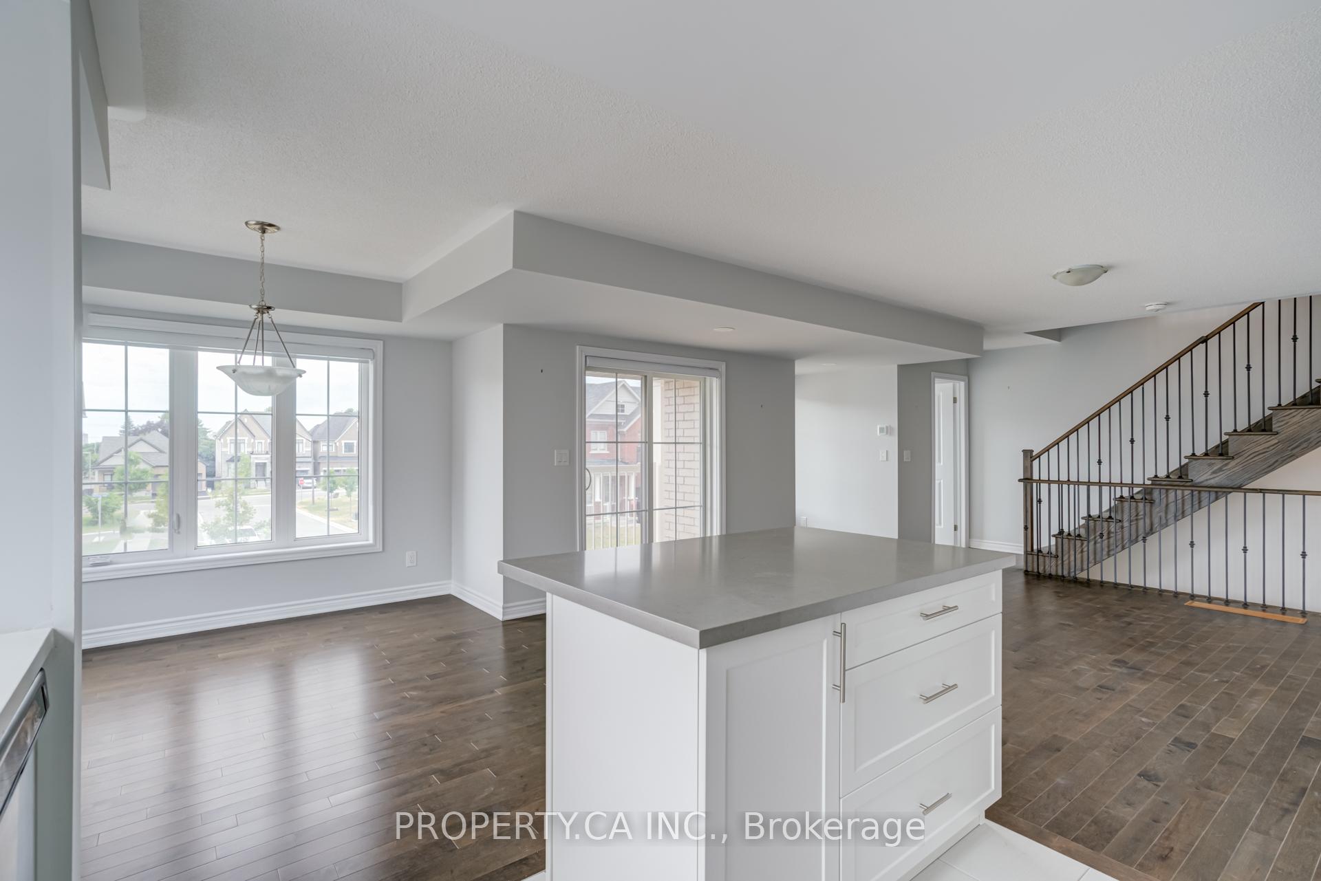 Photo 18 of 62 Porcelain Way, Whitby, Rolling Acres — HOMEH