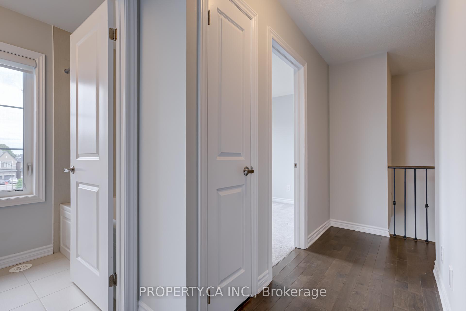 Photo 21 of 62 Porcelain Way, Whitby, Rolling Acres — HOMEH