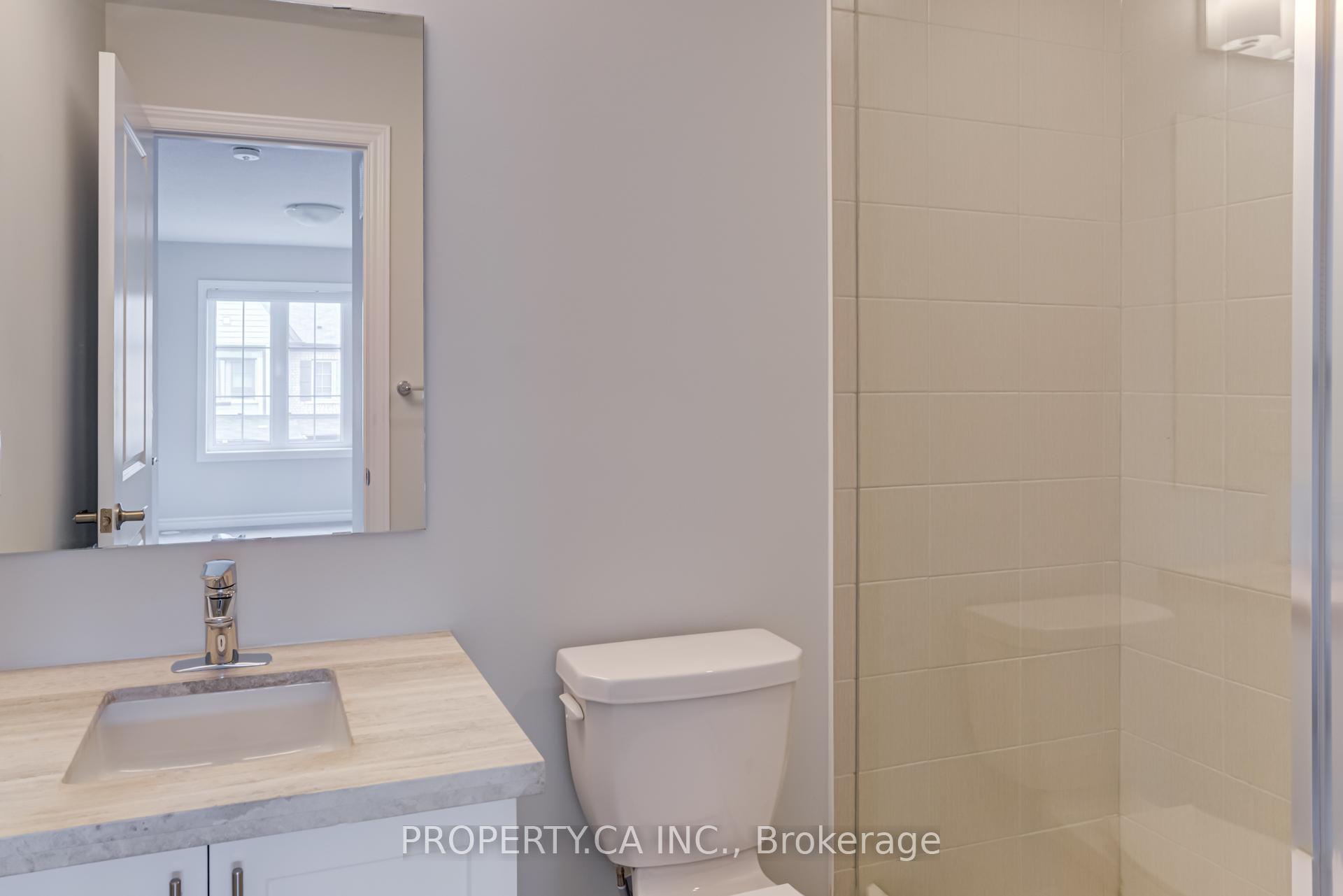 Photo 25 of 62 Porcelain Way, Whitby, Rolling Acres — HOMEH