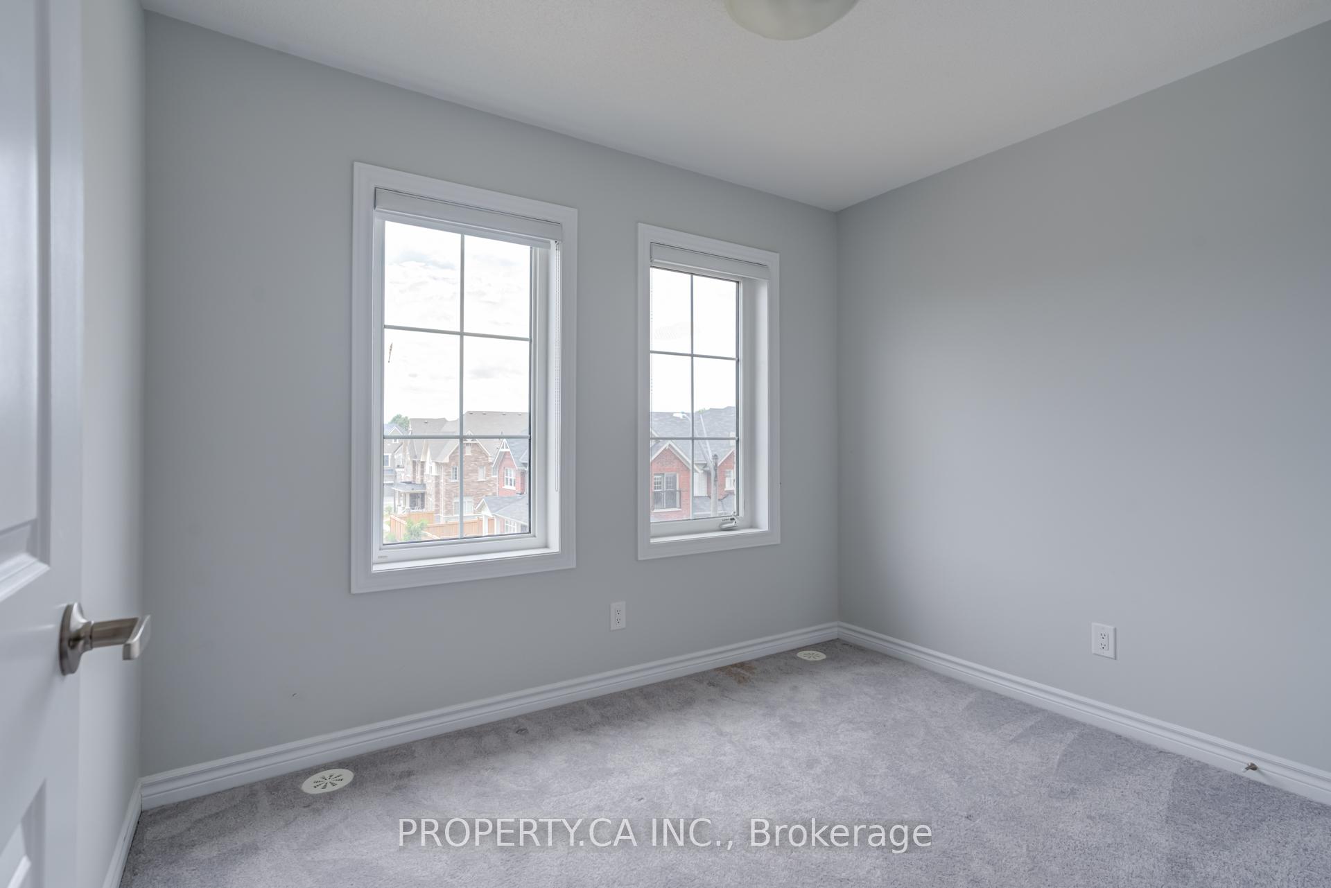 Photo 27 of 62 Porcelain Way, Whitby, Rolling Acres — HOMEH
