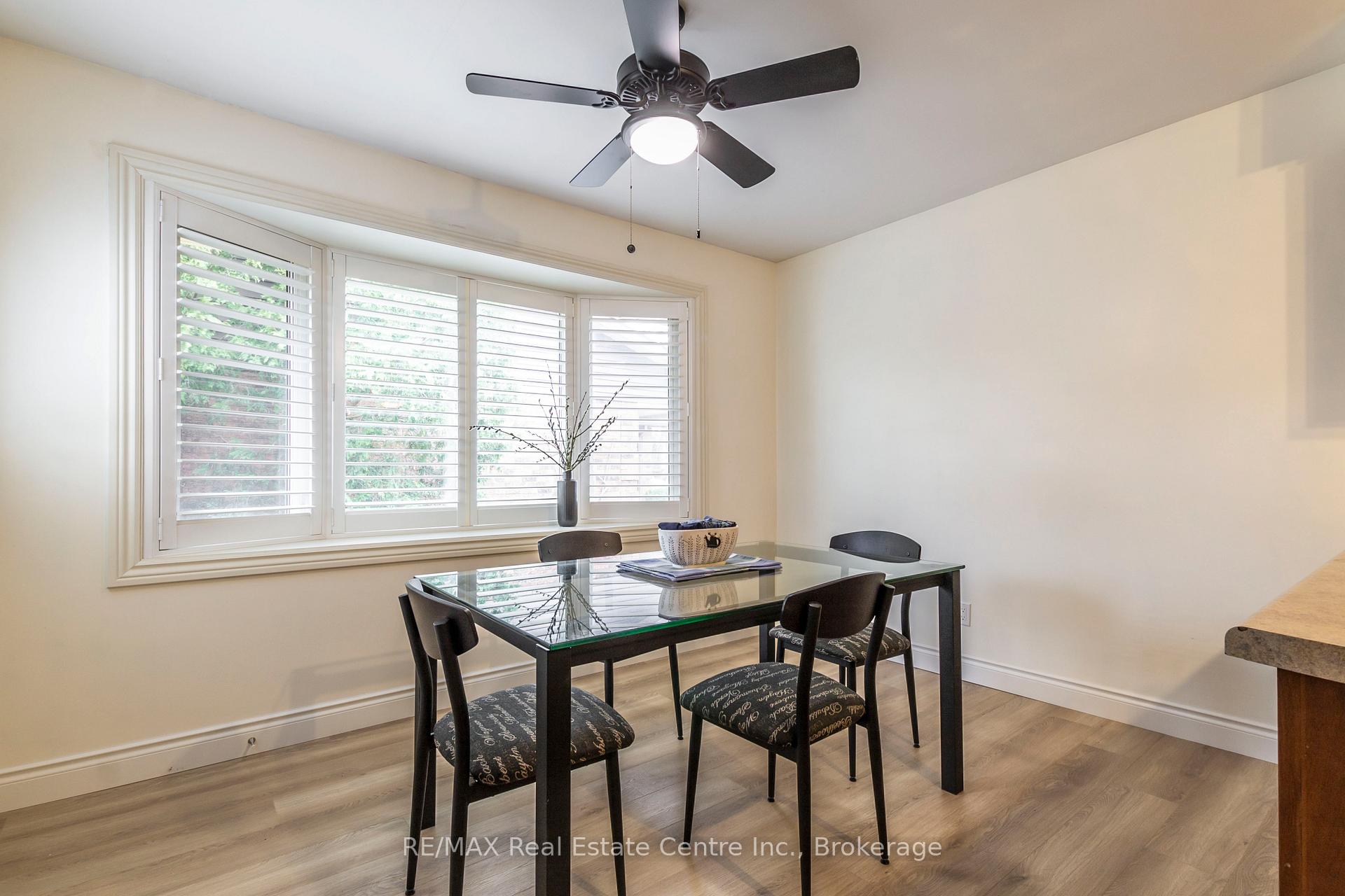 Photo 16 of 606 Hunters Place, Waterloo, Colonial Acres — HOMEH