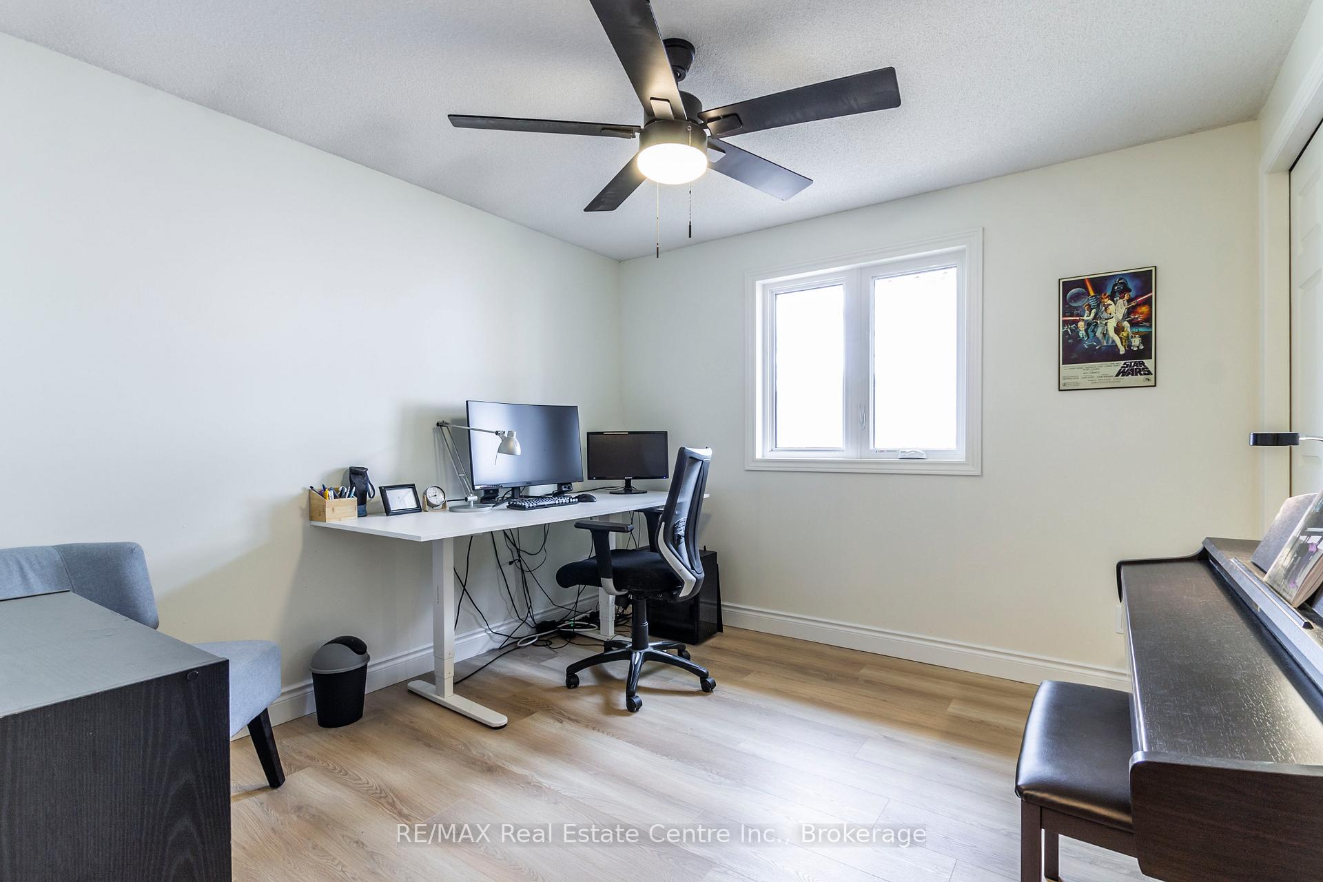 Photo 17 of 606 Hunters Place, Waterloo, Colonial Acres — HOMEH