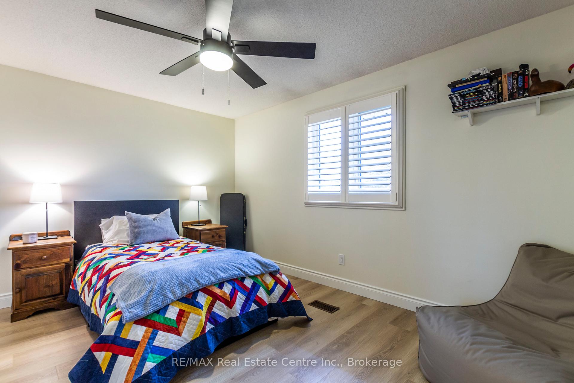 Photo 19 of 606 Hunters Place, Waterloo, Colonial Acres — HOMEH