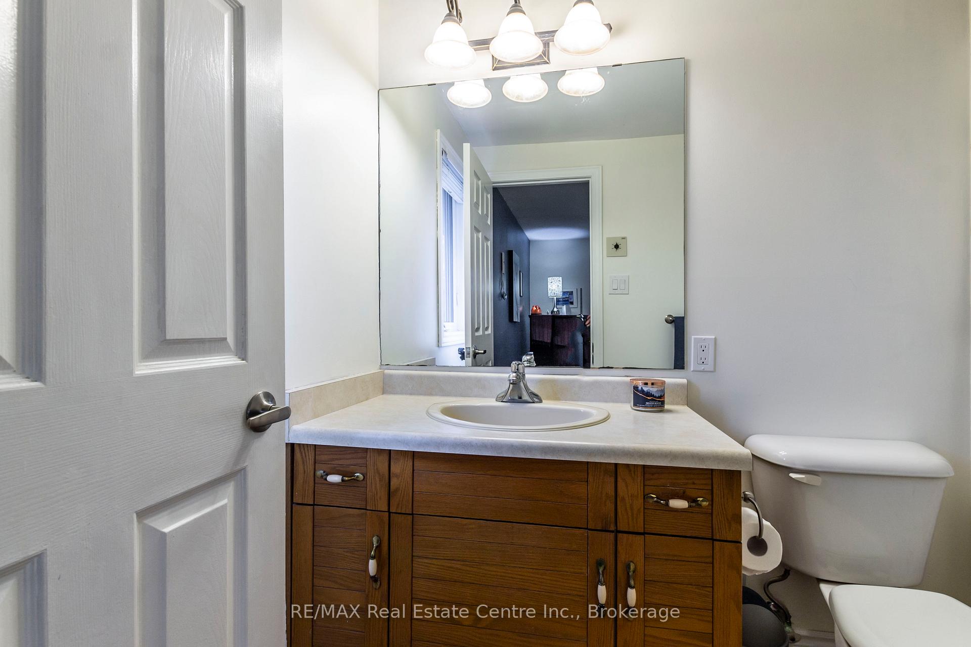 Photo 34 of 606 Hunters Place, Waterloo, Colonial Acres — HOMEH