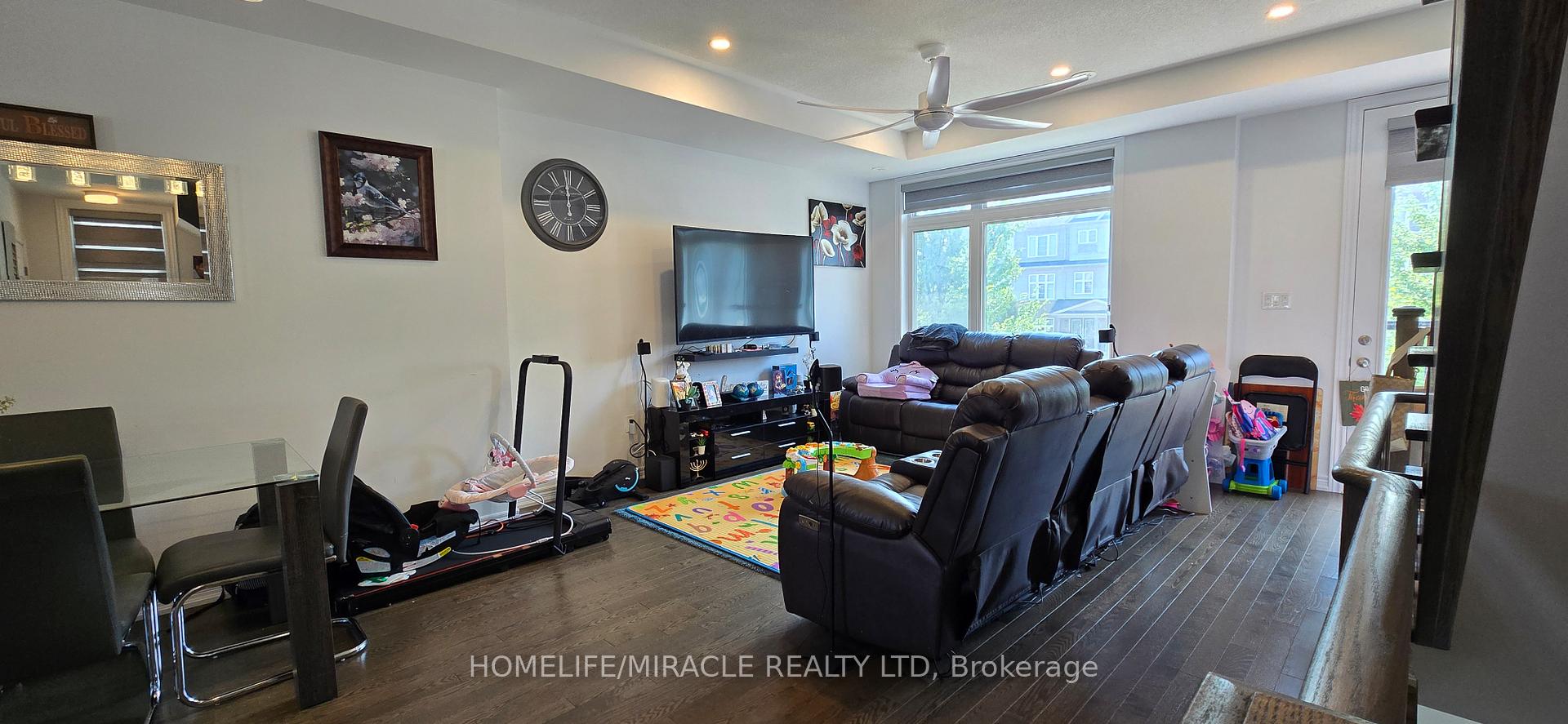 Photo 13 of 77 Sorbara Way, Whitby, Brooklin — HOMEH