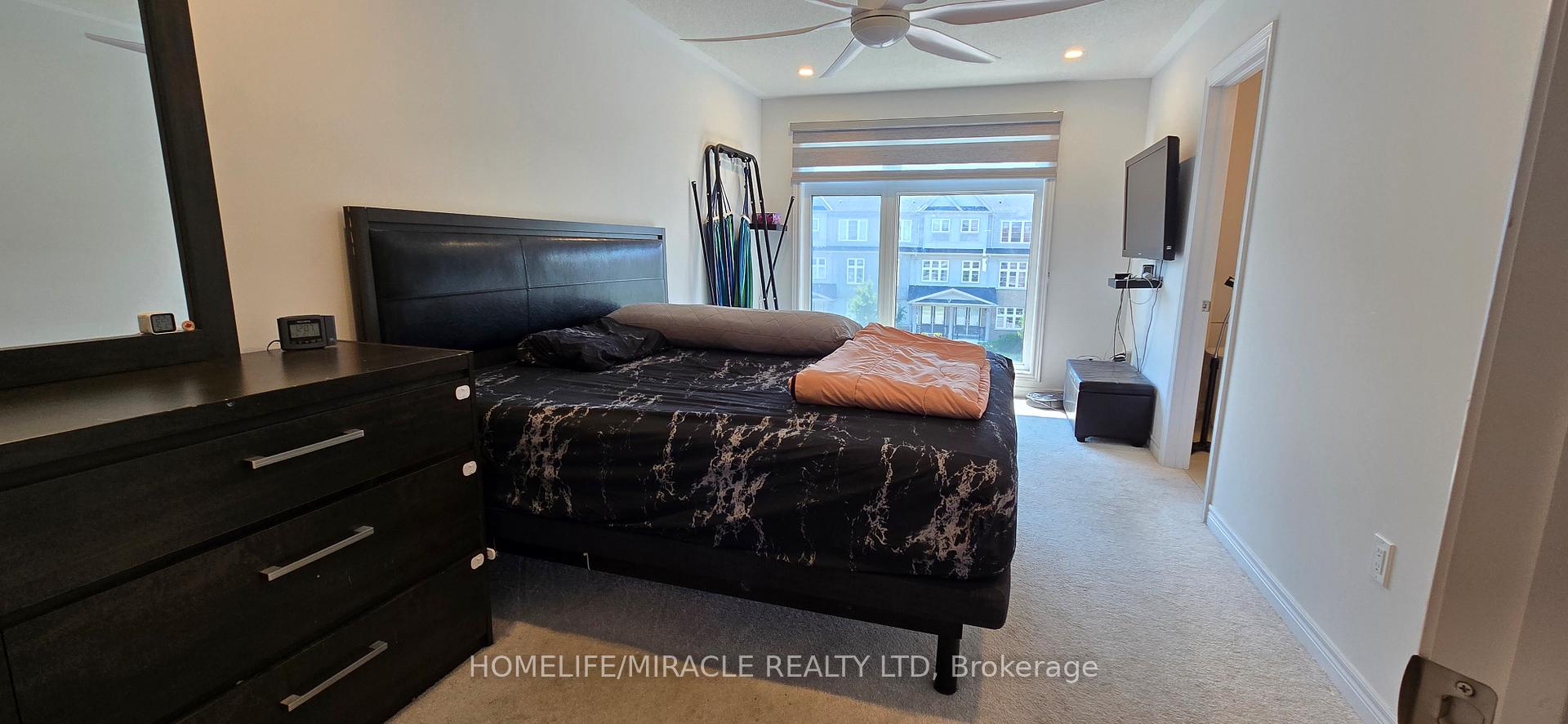 Photo 26 of 77 Sorbara Way, Whitby, Brooklin — HOMEH