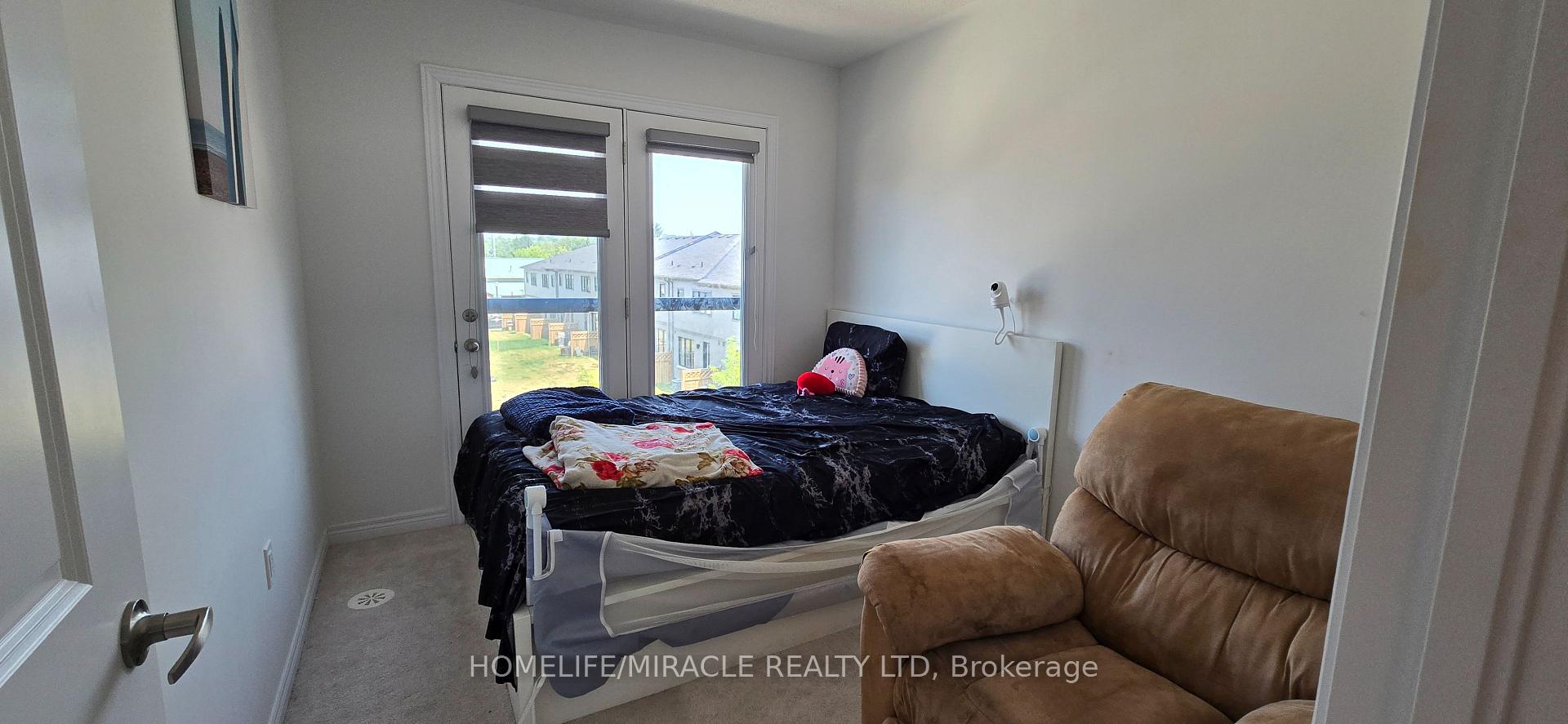 Photo 30 of 77 Sorbara Way, Whitby, Brooklin — HOMEH