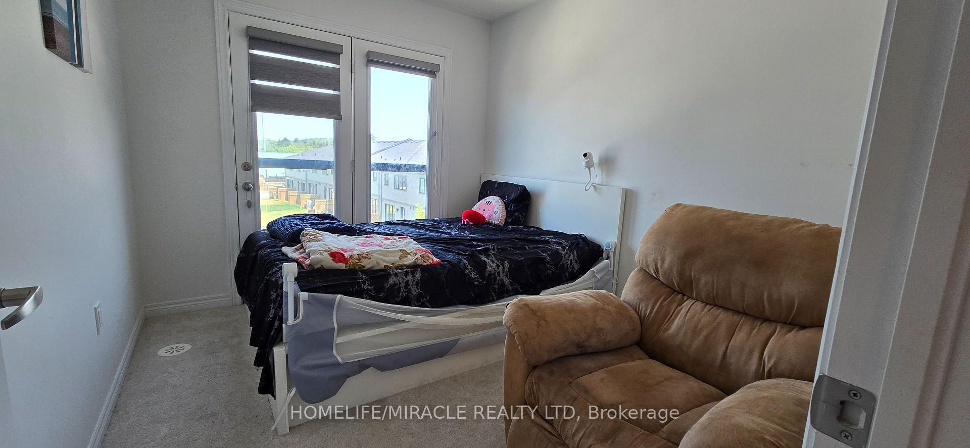 Photo 31 of 77 Sorbara Way, Whitby, Brooklin — HOMEH