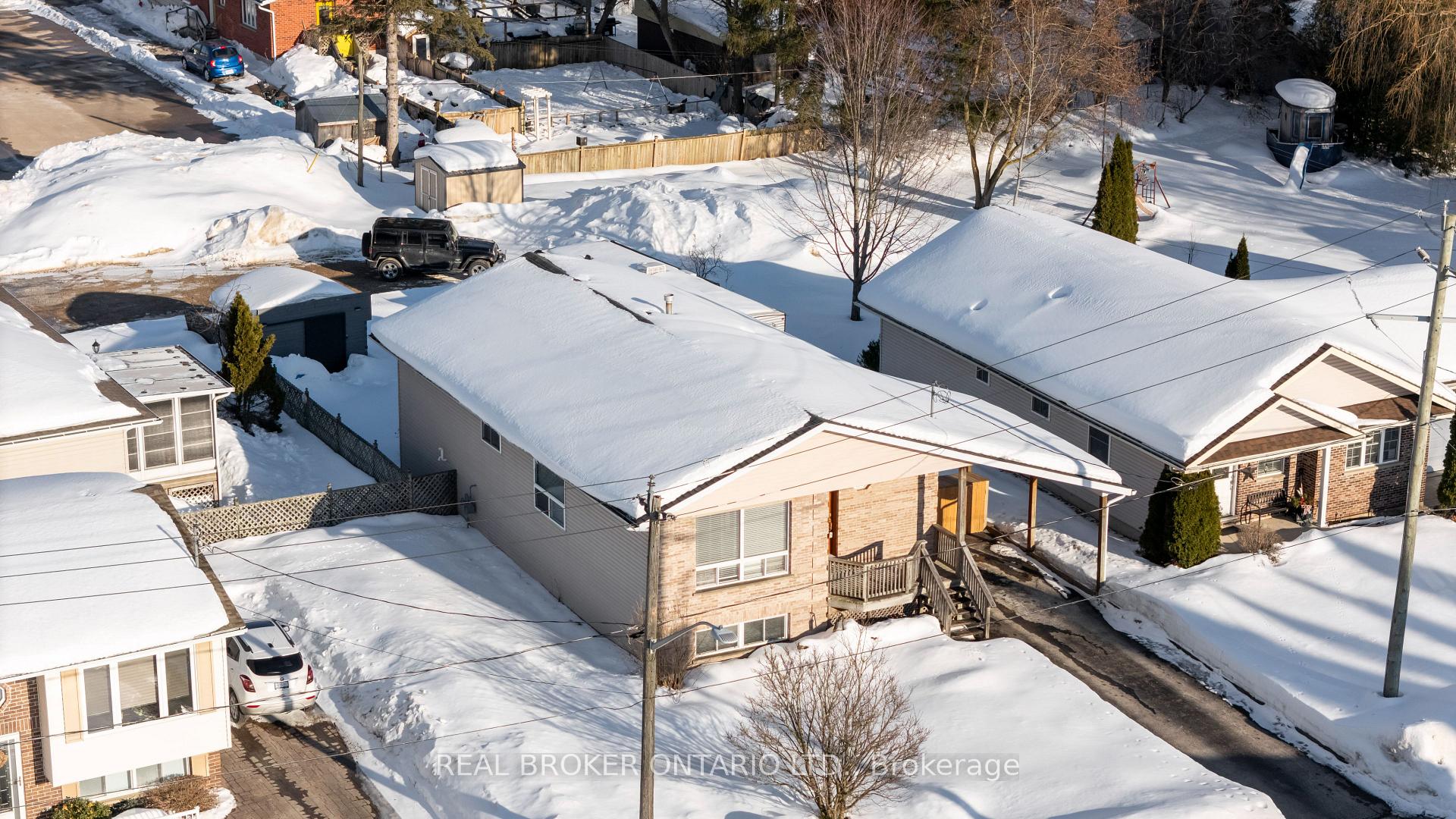 Photo 27 of 213 Queen Street S, West Grey — HOMEH