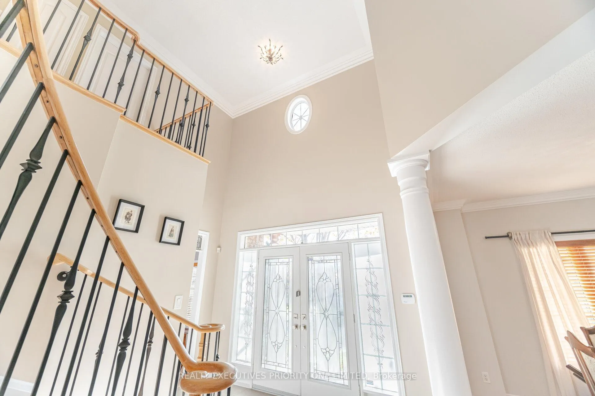 Photo 7 of 56 Regency View Heights, Vaughan, Rural Vaughan — HOMEH