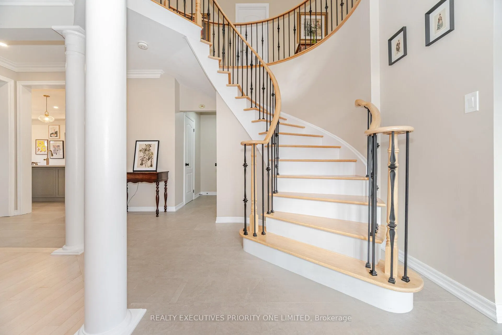 Photo 23 of 56 Regency View Heights, Vaughan, Rural Vaughan — HOMEH