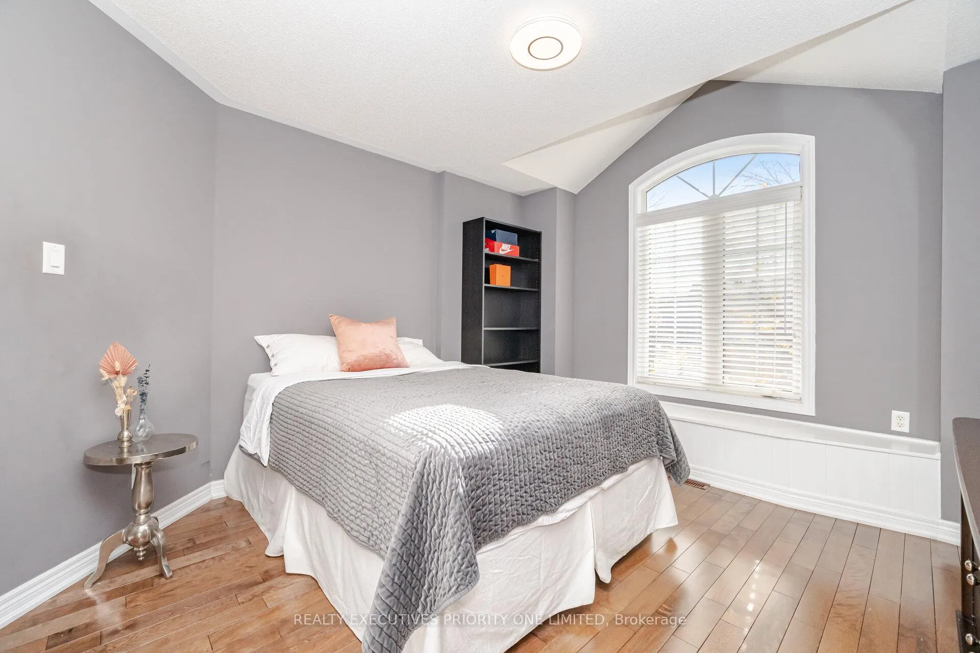 Photo 32 of 56 Regency View Heights, Vaughan, Rural Vaughan — HOMEH