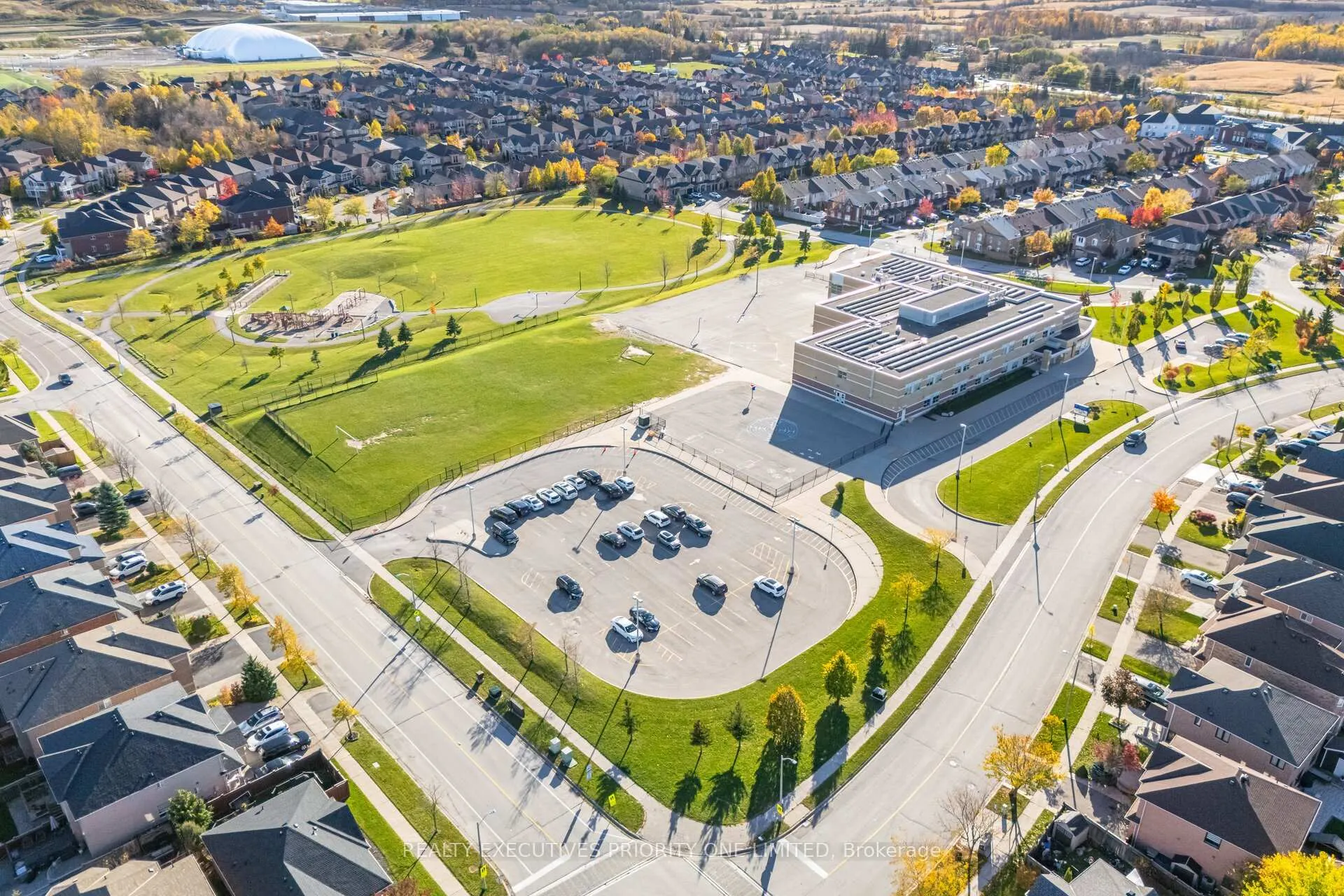 Photo 41 of 56 Regency View Heights, Vaughan, Rural Vaughan — HOMEH