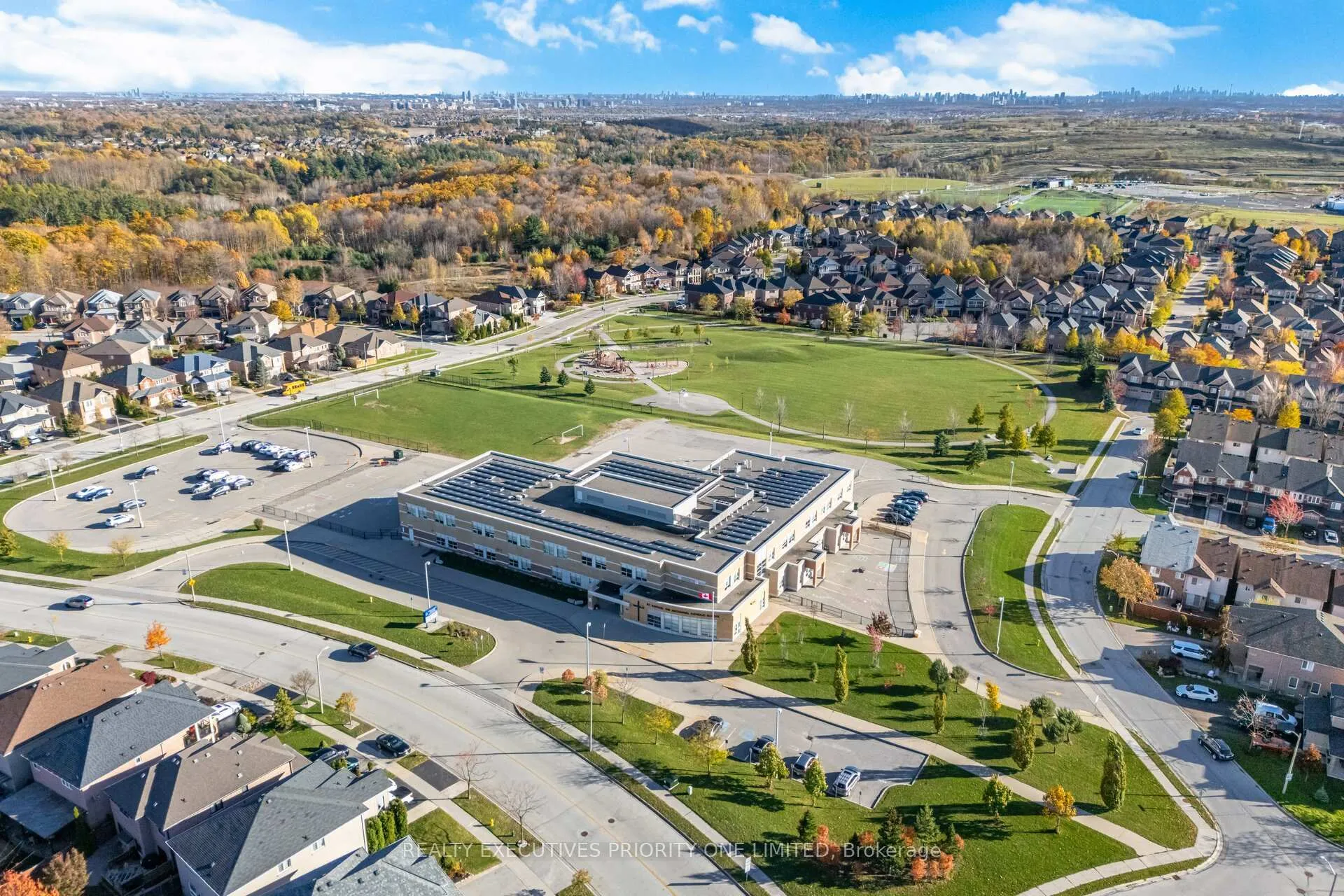 Photo 42 of 56 Regency View Heights, Vaughan, Rural Vaughan — HOMEH