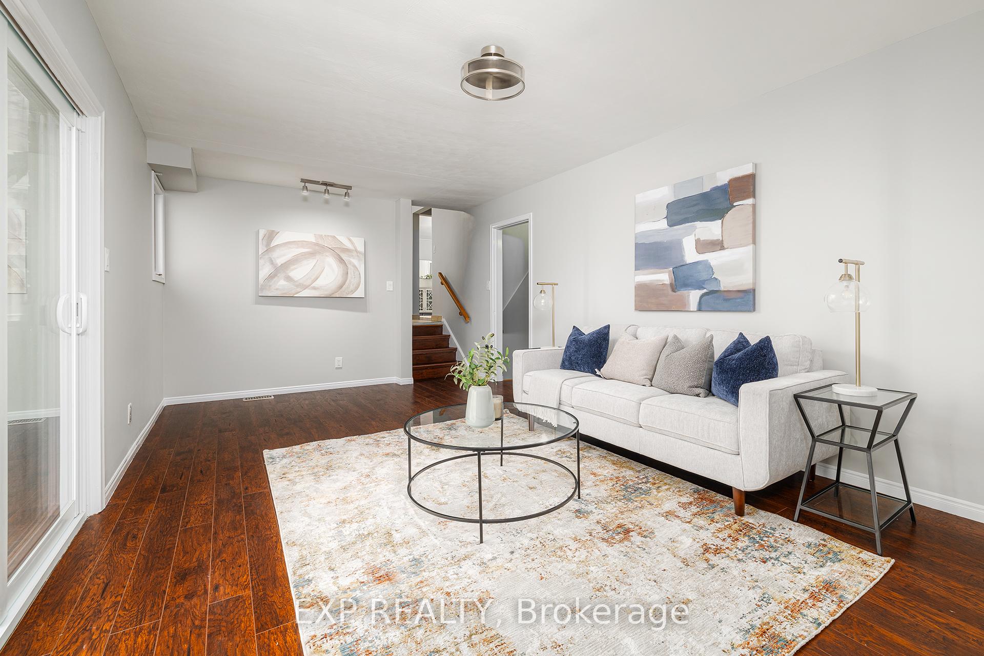 Photo 11 of 476 Parkwood Court, Waterloo — HOMEH