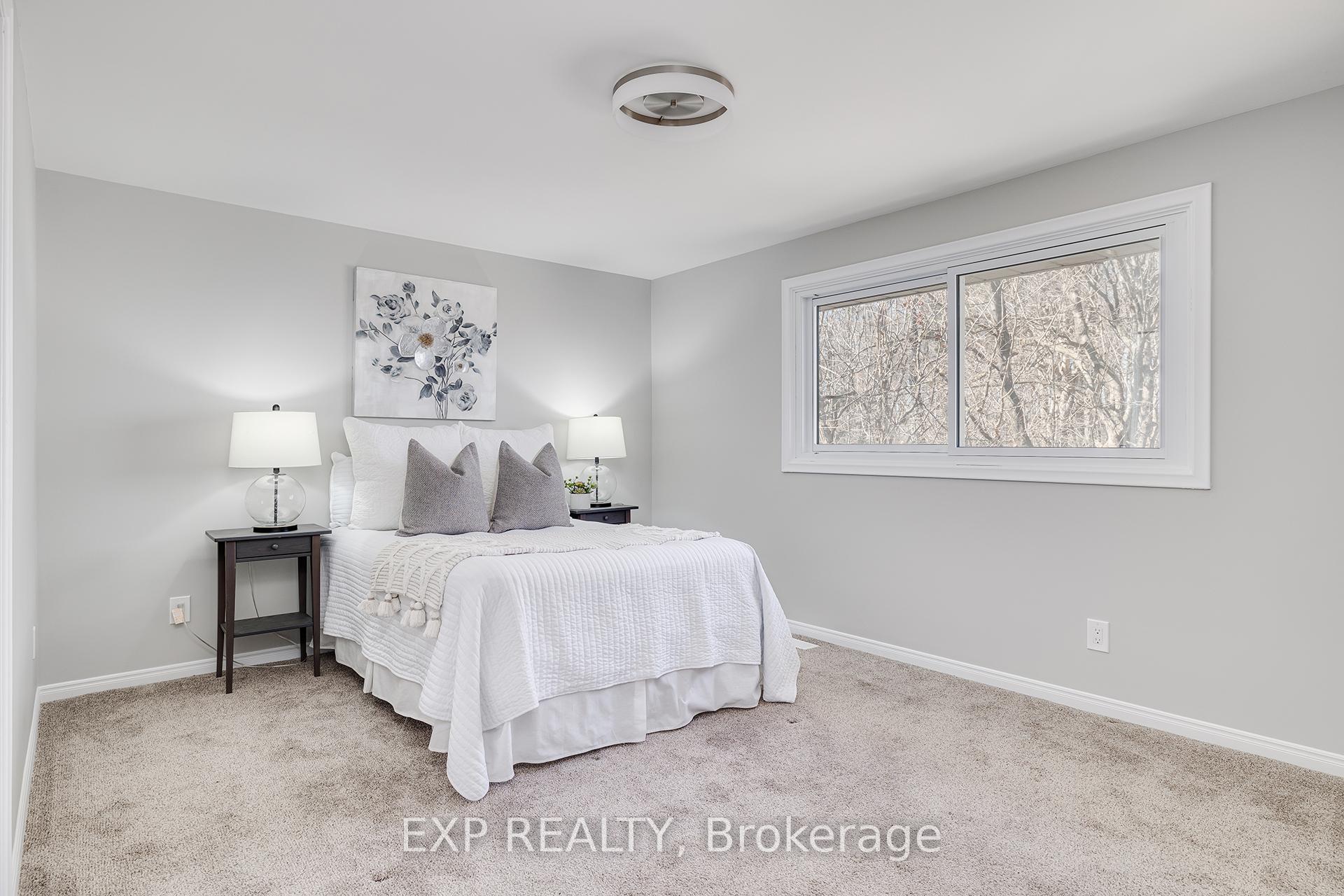 Photo 14 of 476 Parkwood Court, Waterloo — HOMEH