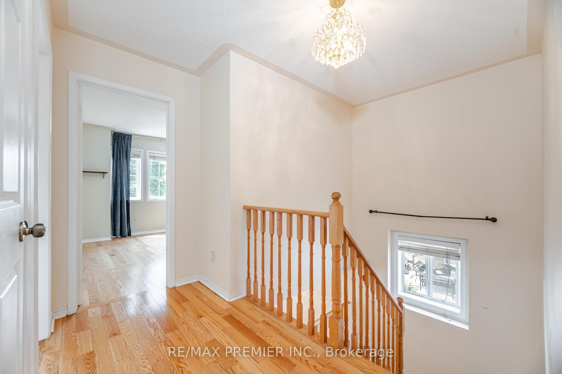 Photo 4 of 148 Harrongate Place, Whitby, Taunton North — HOMEH