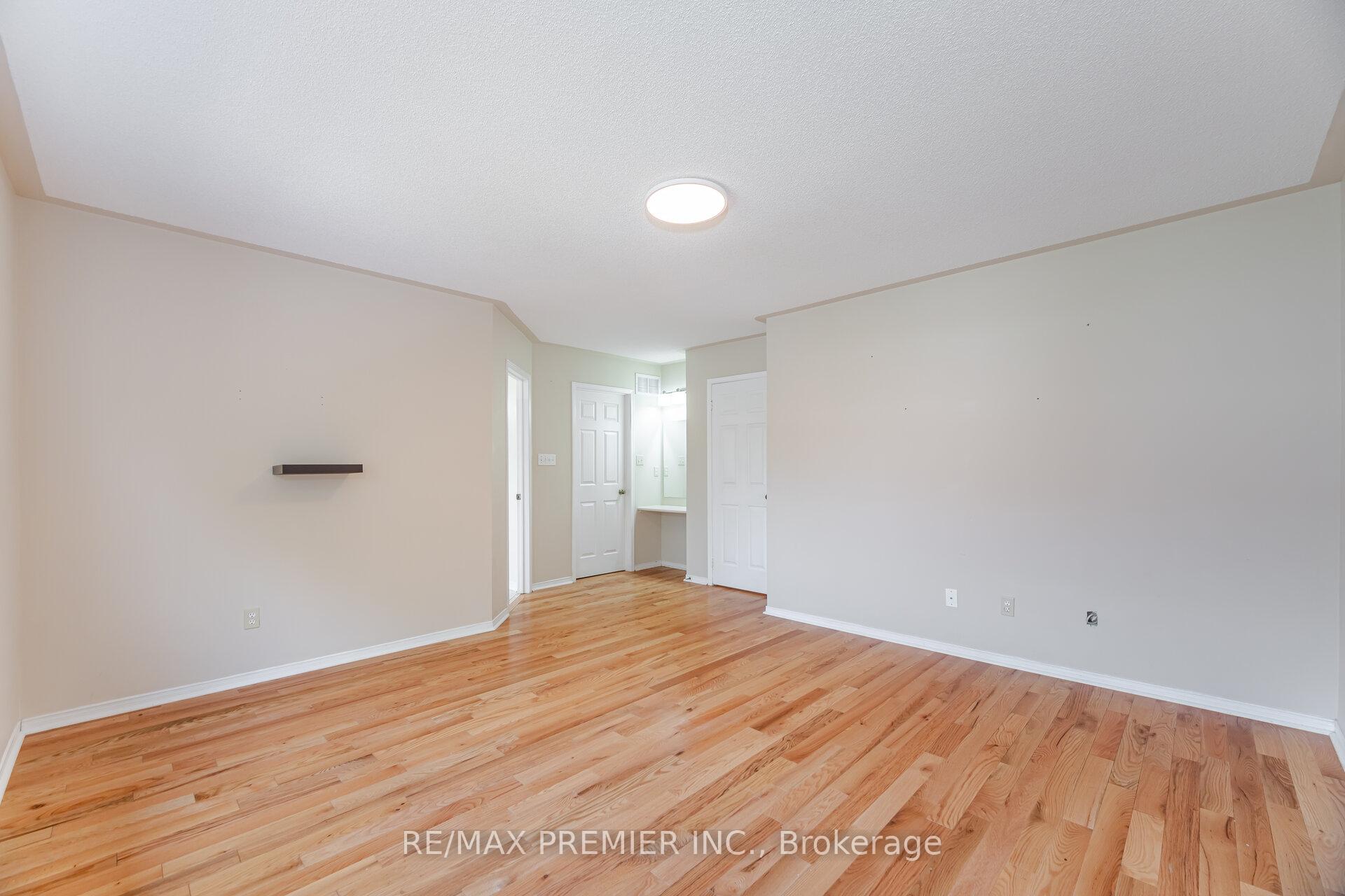 Photo 7 of 148 Harrongate Place, Whitby, Taunton North — HOMEH