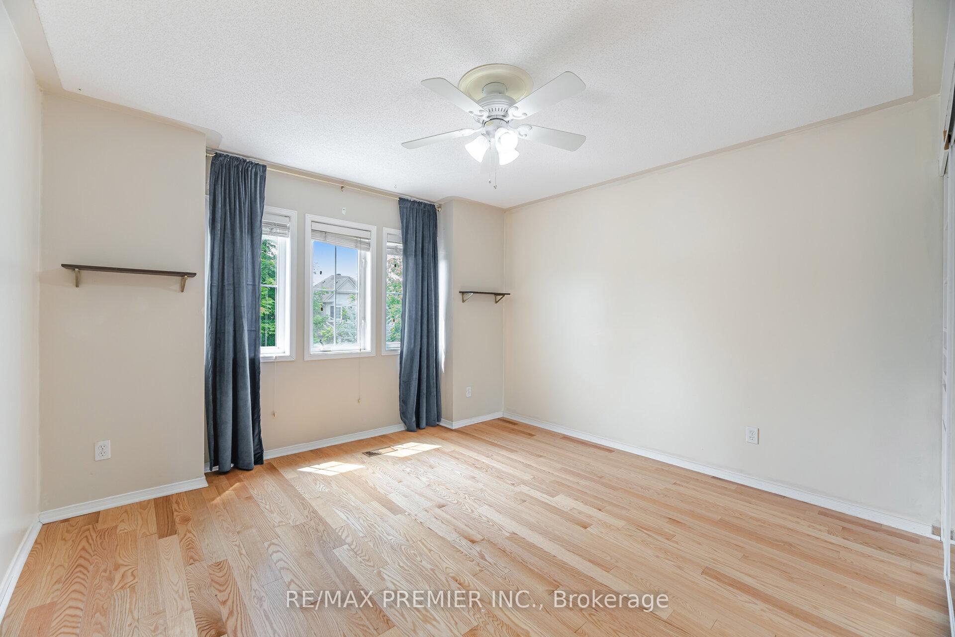 Photo 13 of 148 Harrongate Place, Whitby, Taunton North — HOMEH