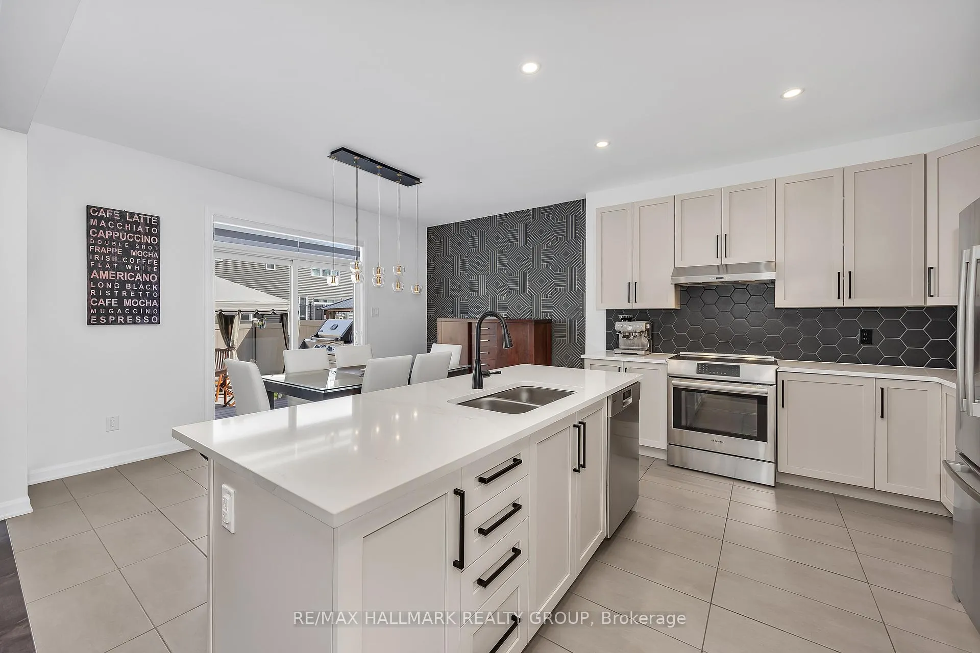Photo 8 of 756 Cappamore Drive, Ottawa, Barrhaven - Half Moon Bay — HOMEH