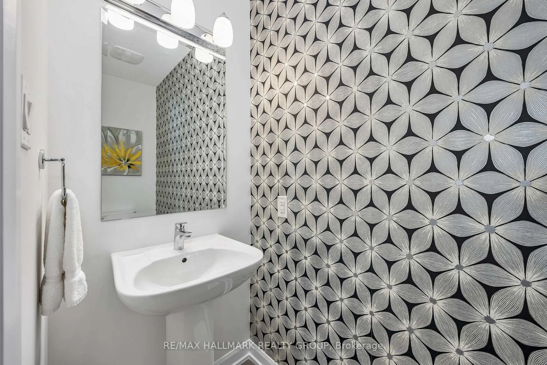 Photo 19 of 756 Cappamore Drive, Ottawa, Barrhaven - Half Moon Bay — HOMEH