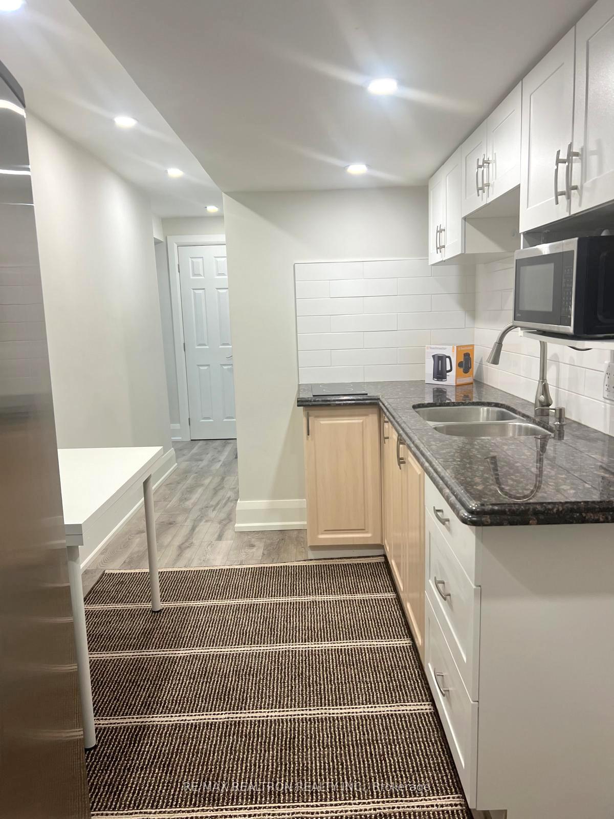 Photo 3 of Unit BSMNT, 216 Athabasca Drive, Vaughan, Rural Vaughan — HOMEH