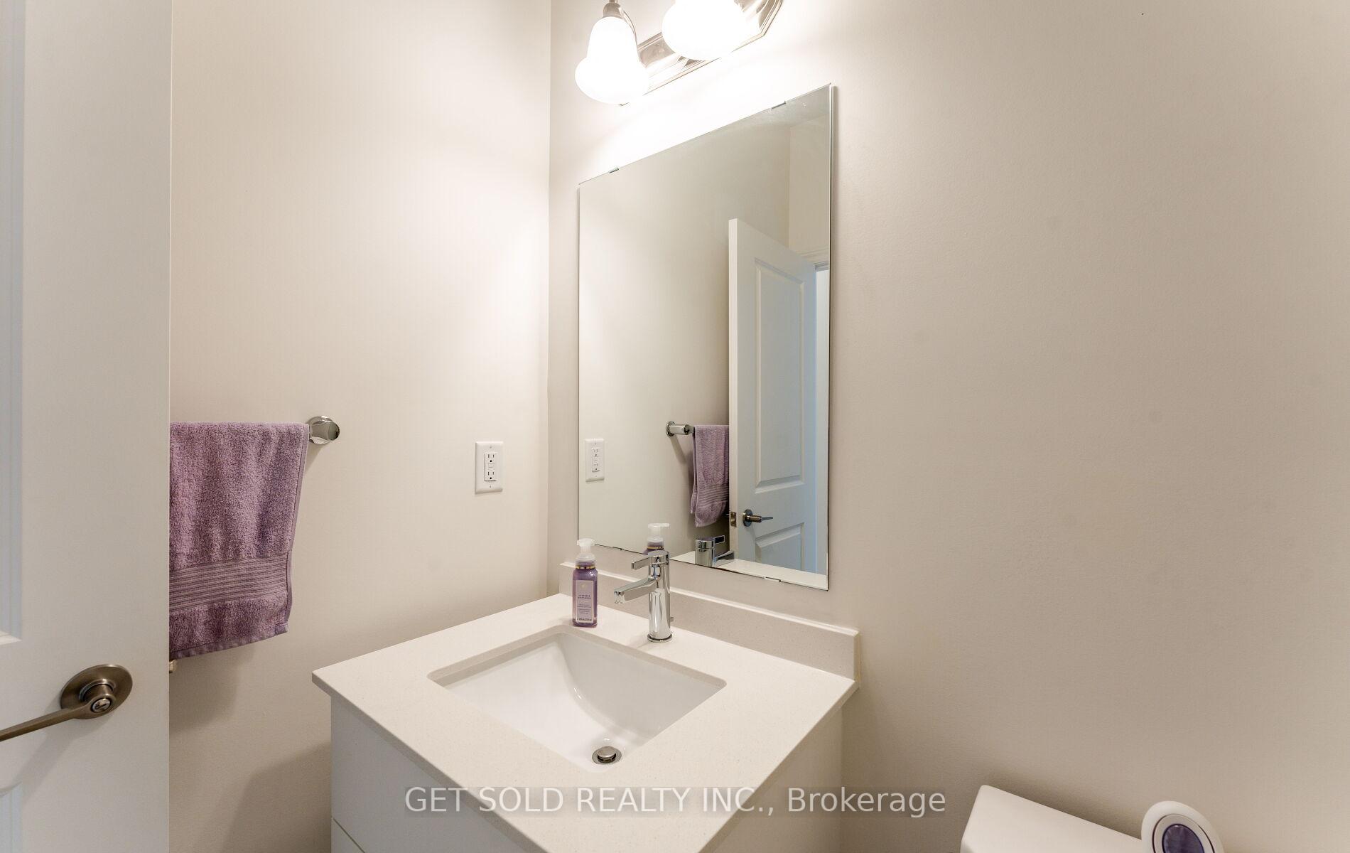 Photo 6 of 95 Laing Drive, Whitby, Rural Whitby — HOMEH