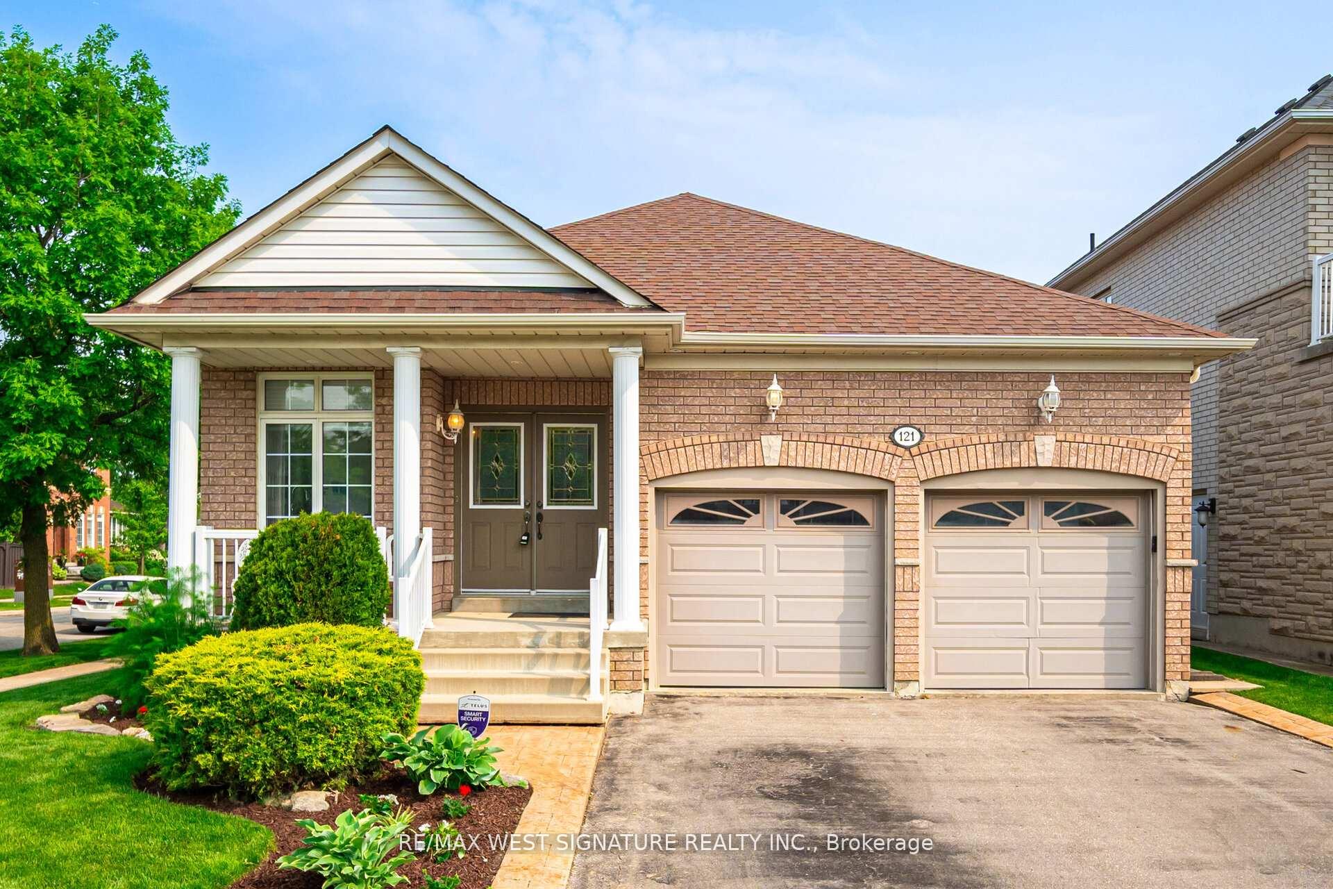 Photo 1 of 121 Calera Crescent, Vaughan, Sonoma Heights — HOMEH