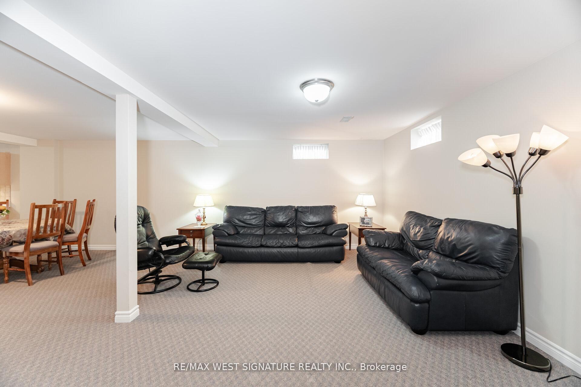 Photo 25 of 121 Calera Crescent, Vaughan, Sonoma Heights — HOMEH
