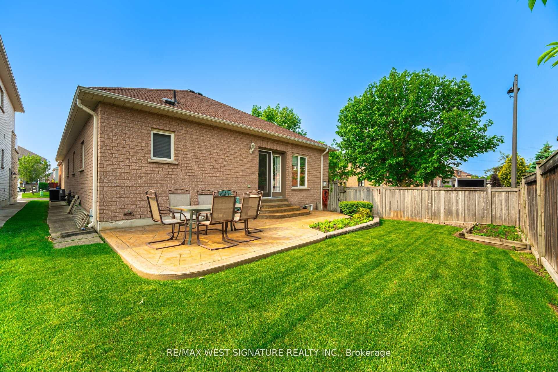 Photo 30 of 121 Calera Crescent, Vaughan, Sonoma Heights — HOMEH