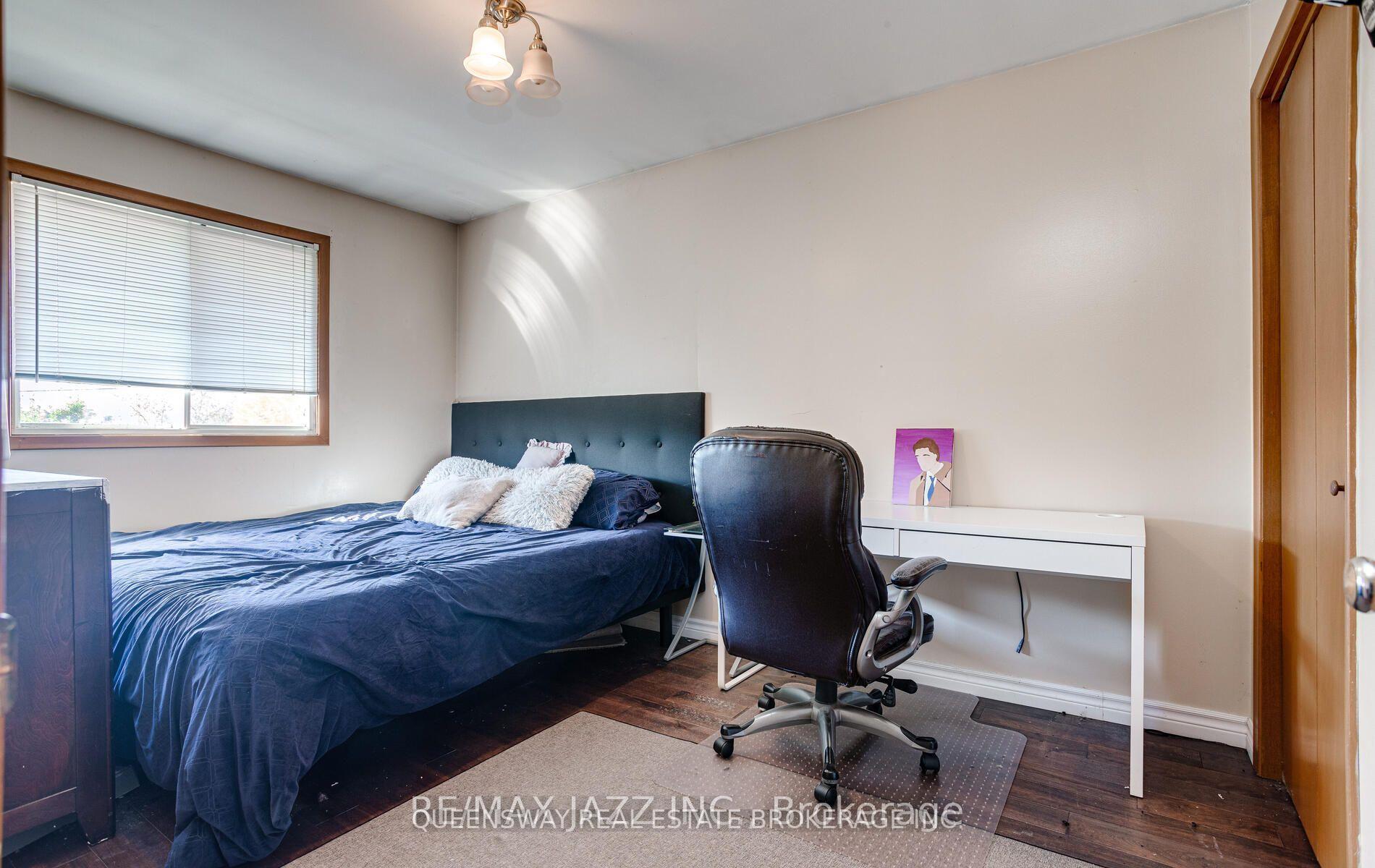 Photo 12 of 54 Roslin Road, Belleville, Thurlow Ward — HOMEH