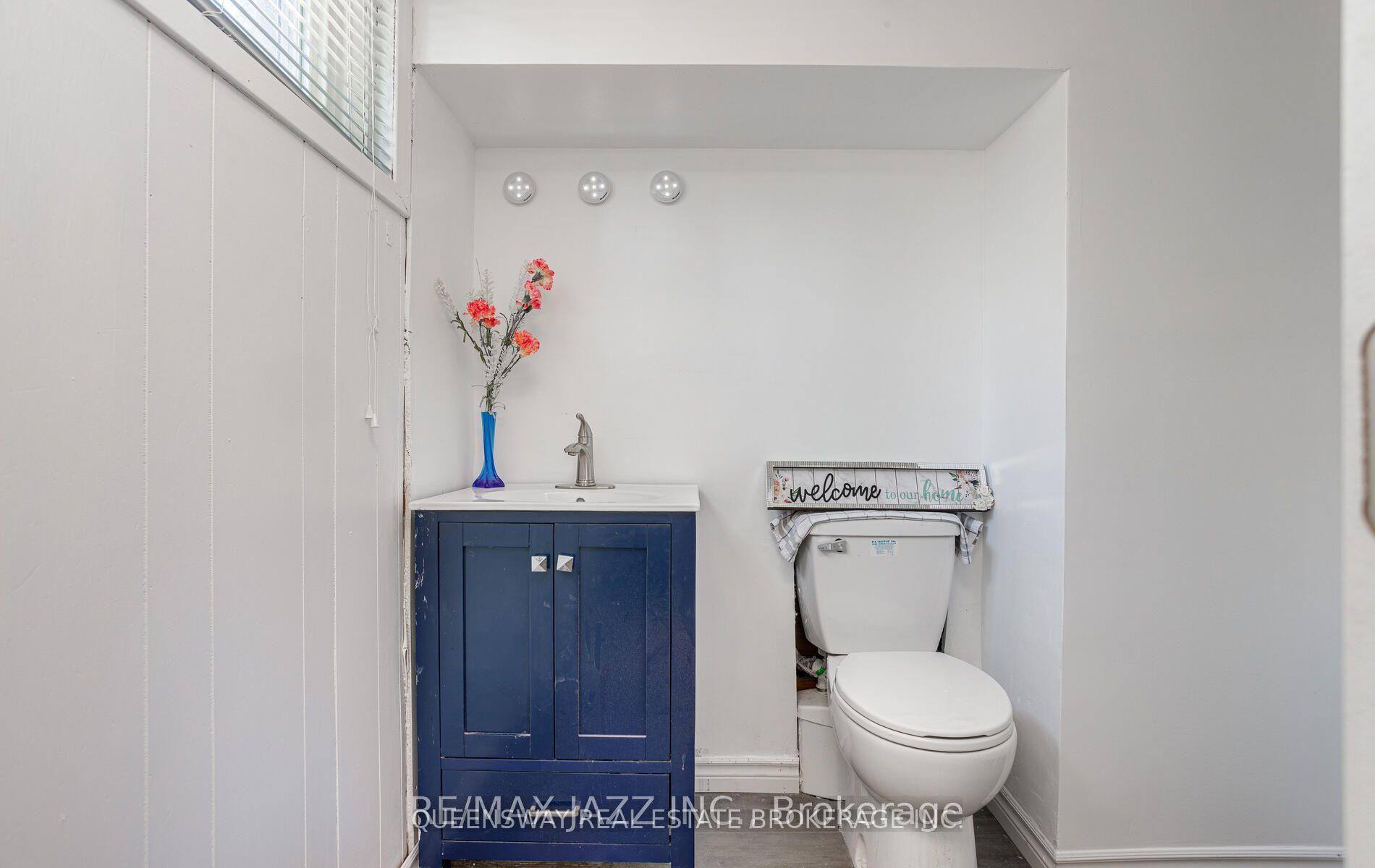 Photo 9 of 54 Roslin Road, Belleville, Thurlow Ward — HOMEH