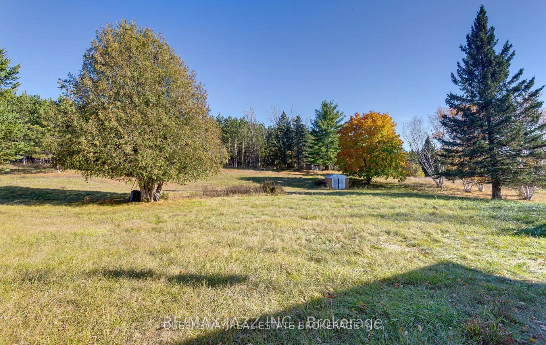 Photo 17 of 54 Roslin Road, Belleville, Thurlow Ward — HOMEH