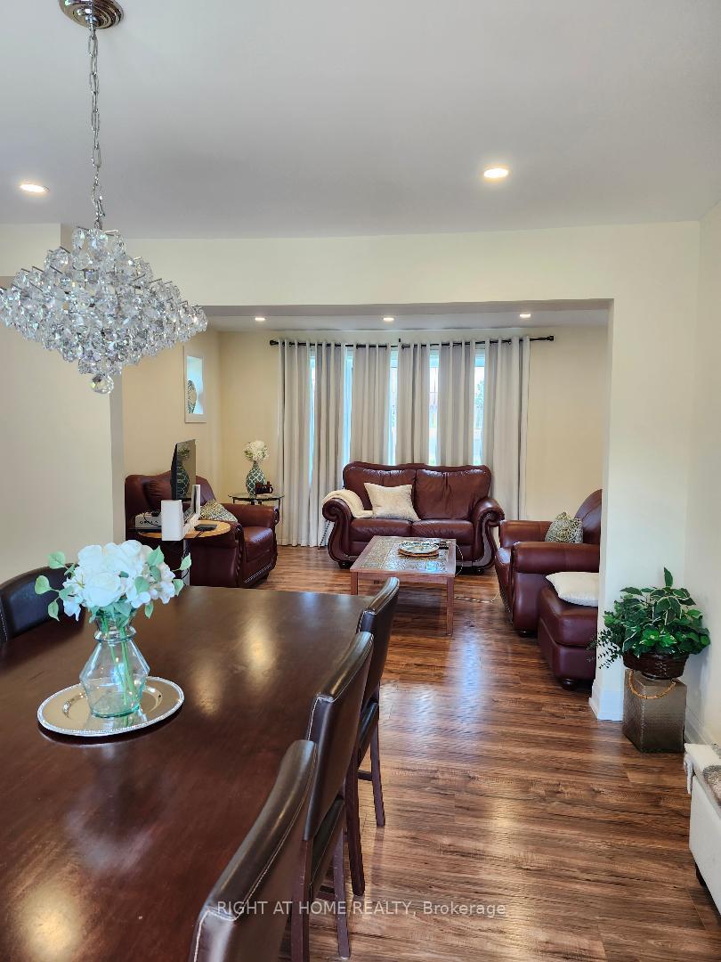 Photo 10 of 2035 Highway 7 Road, Vaughan, Concord — HOMEH