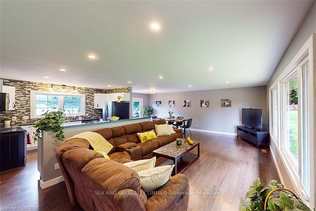 Photo 5 of 614506 Hamilton Lane, West Grey — HOMEH