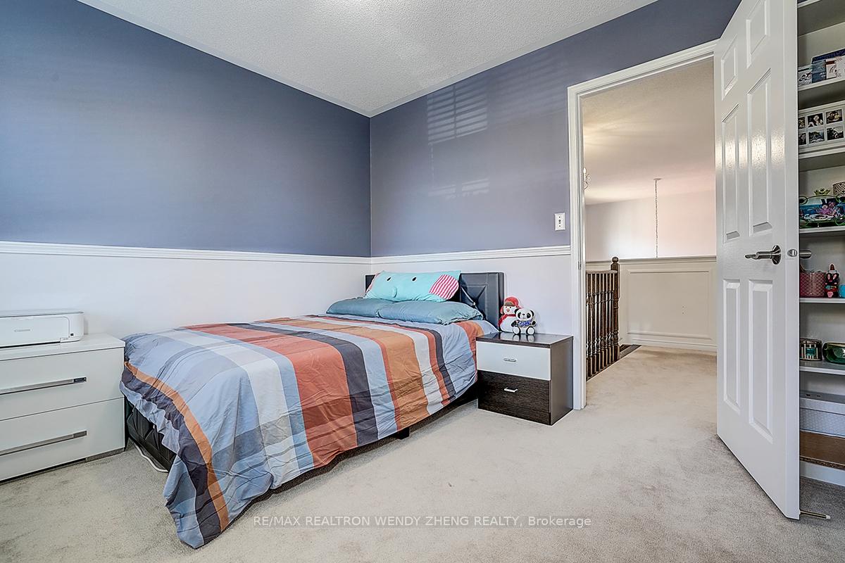 Photo 25 of 25 Neill Avenue, Whitby, Rolling Acres — HOMEH