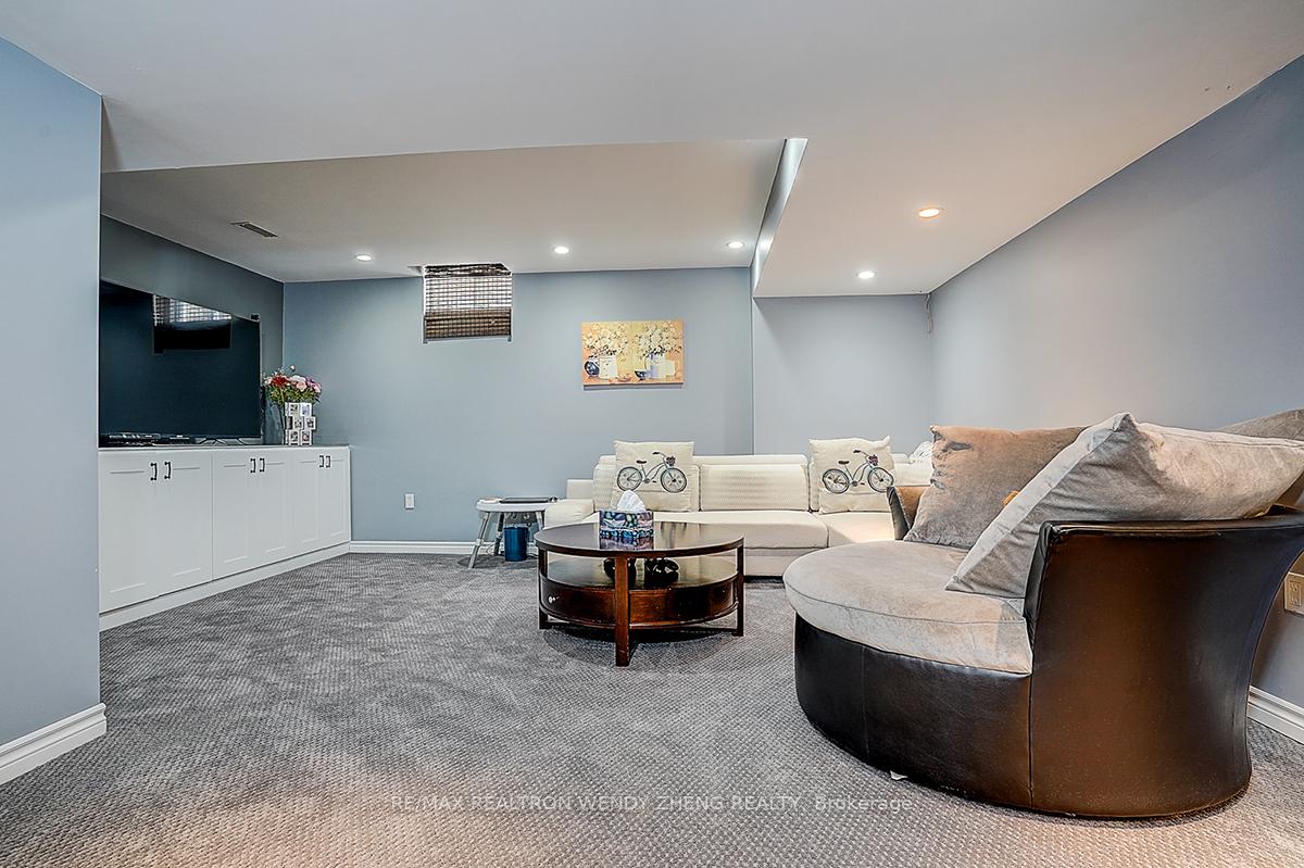 Photo 33 of 25 Neill Avenue, Whitby, Rolling Acres — HOMEH