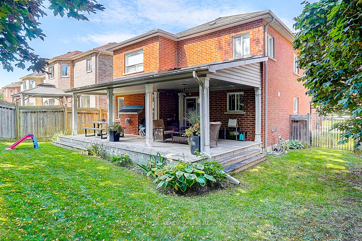 Photo 42 of 25 Neill Avenue, Whitby, Rolling Acres — HOMEH