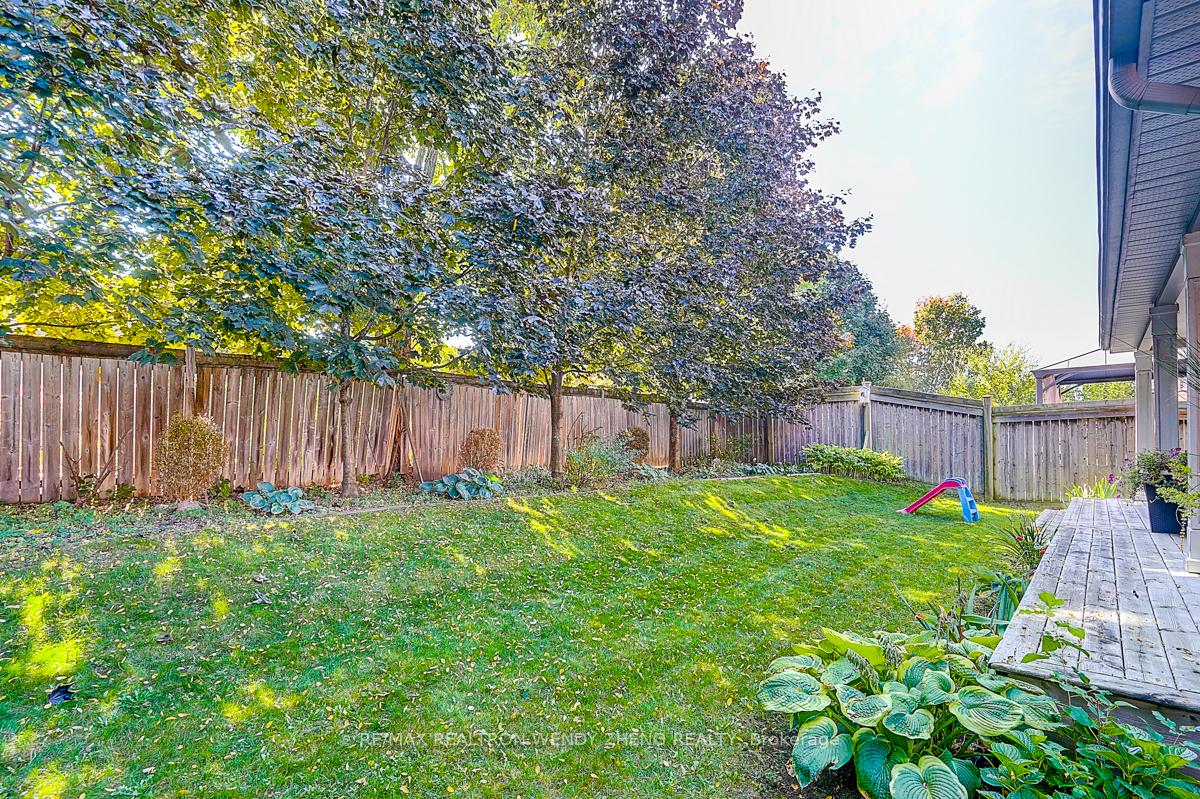 Photo 43 of 25 Neill Avenue, Whitby, Rolling Acres — HOMEH