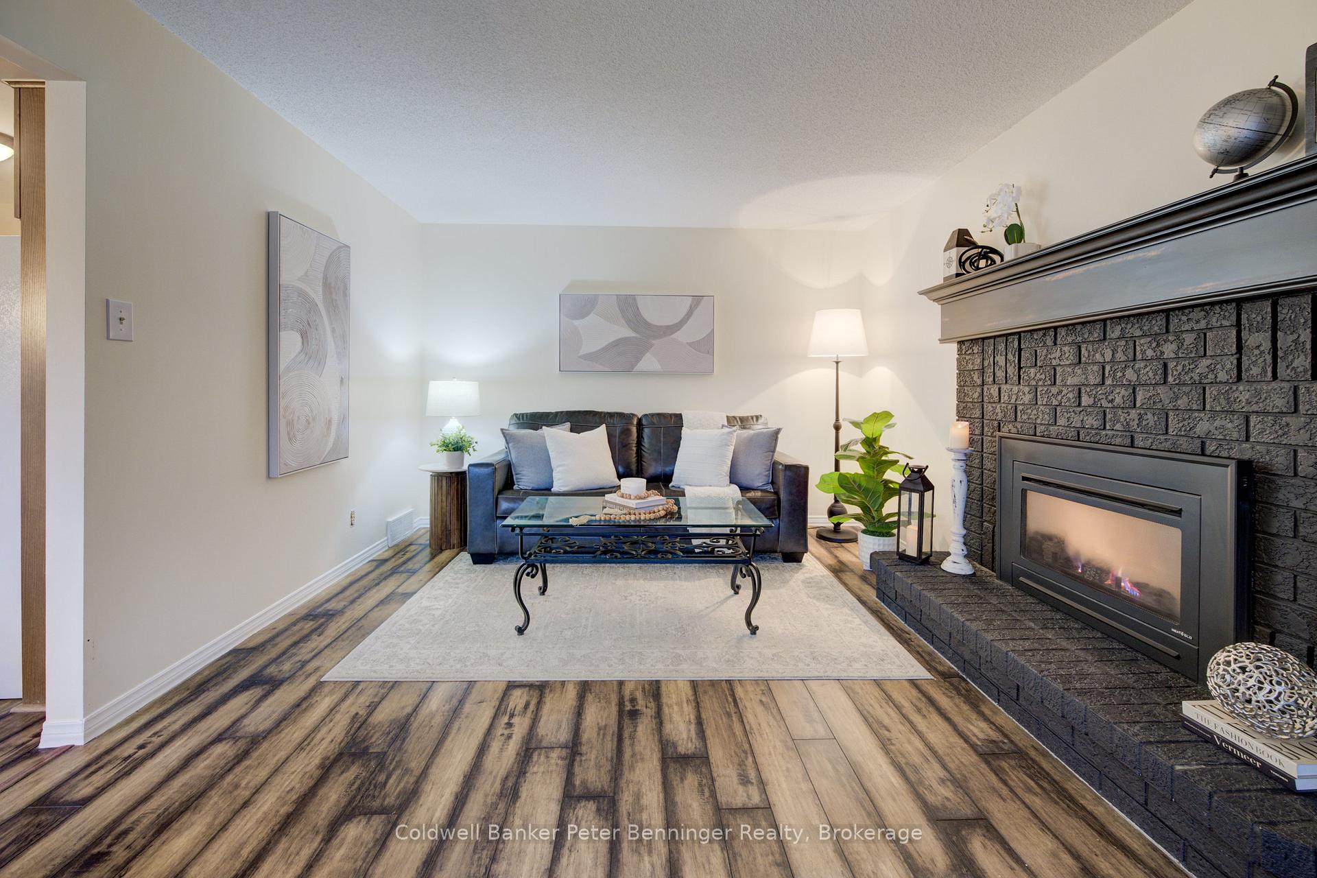 Photo 22 of 275 Canterbury Drive, Waterloo — HOMEH